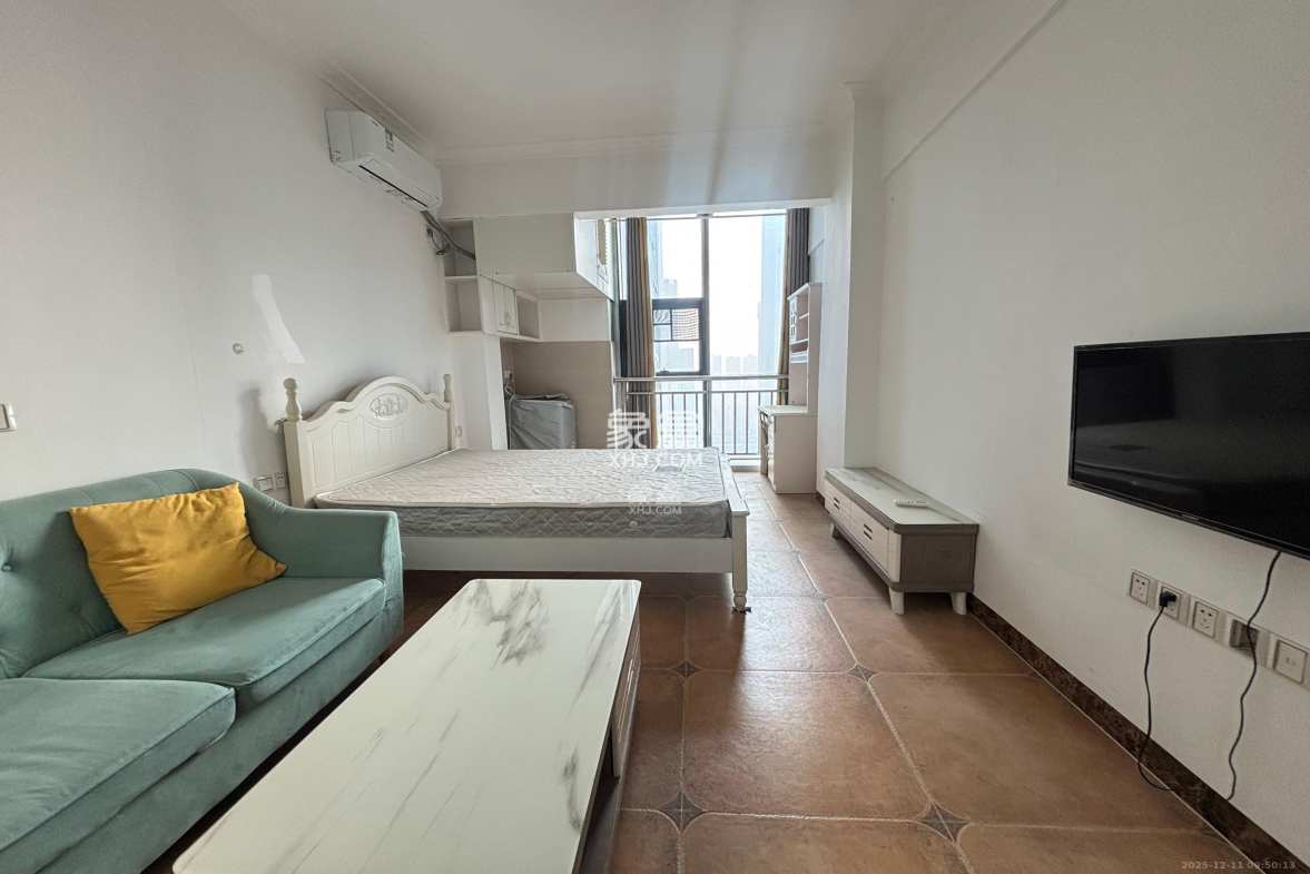 东盈商业广场(华泉城市广场) 1室1厅1卫 1300.0元/月 东盈商业广场(华泉城市广场) 1室1厅1卫 1300.0元/月室内图