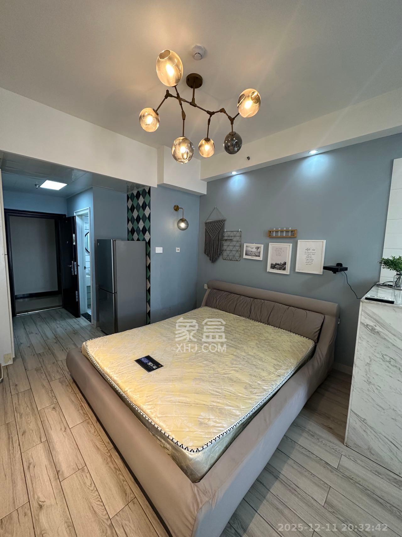 梅溪国际公寓(步步高新天地) 1室1厅1卫 1500.0元/月 梅溪国际公寓(步步高新天地) 1室1厅1卫 1500.0元/月室内图