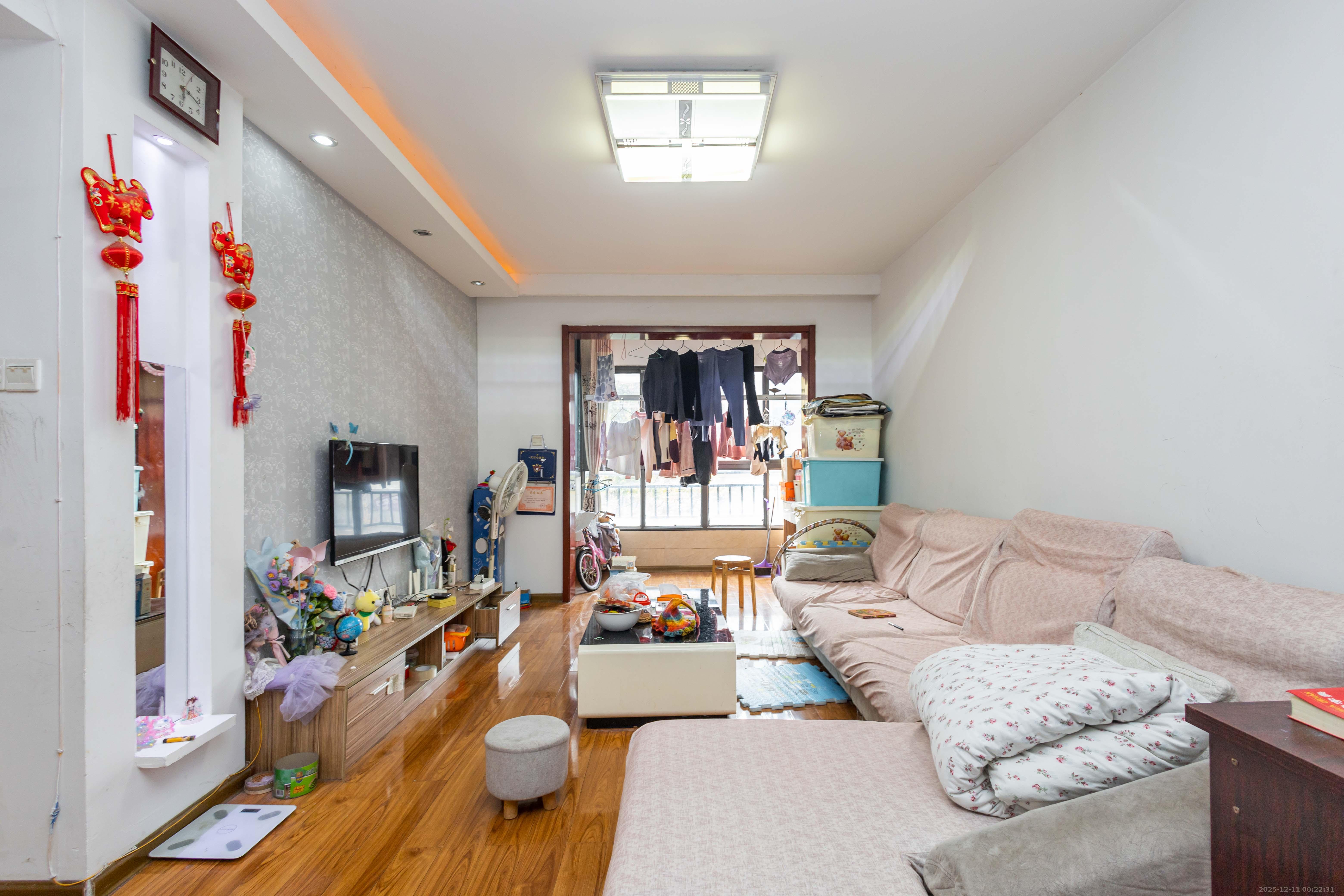 东岸梅园小区  2室2厅1卫    45.0万