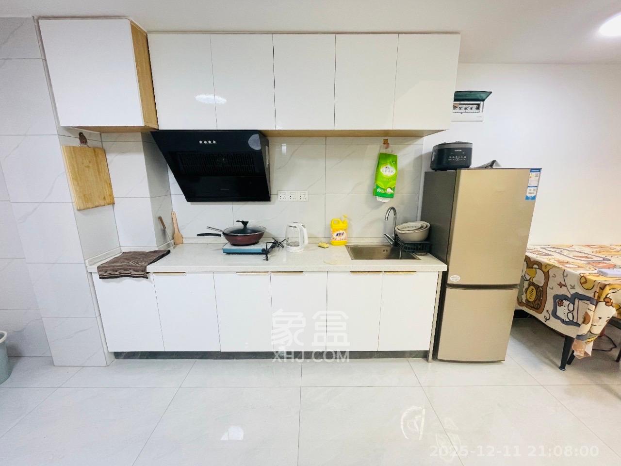 中国铁建梅溪青秀三期  2室2厅1卫    2100.0元/月室内图