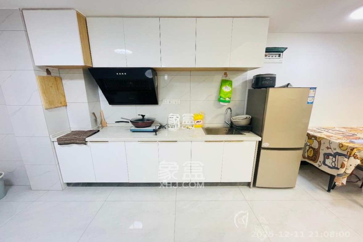 中国铁建梅溪青秀三期 2室2厅1卫 2100.0元/月 中国铁建梅溪青秀三期 2室2厅1卫 2100.0元/月室内图