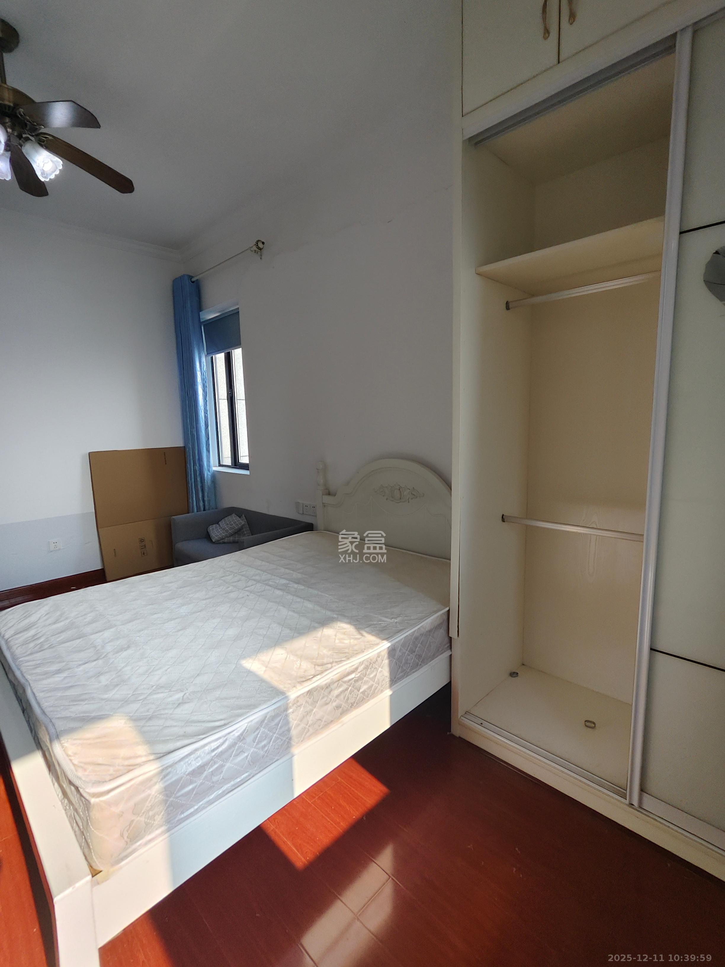 长房天翼未来城  1室1厅1卫    1500.0元/月室内图