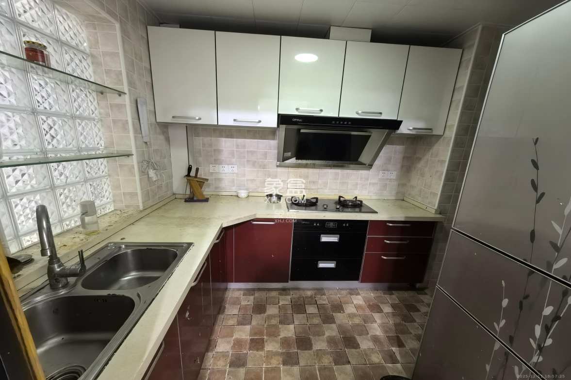 中信城市广场(中信新城一期) 2室2厅1卫 2000.0元/月 中信城市广场(中信新城一期) 2室2厅1卫 2000.0元/月室内图