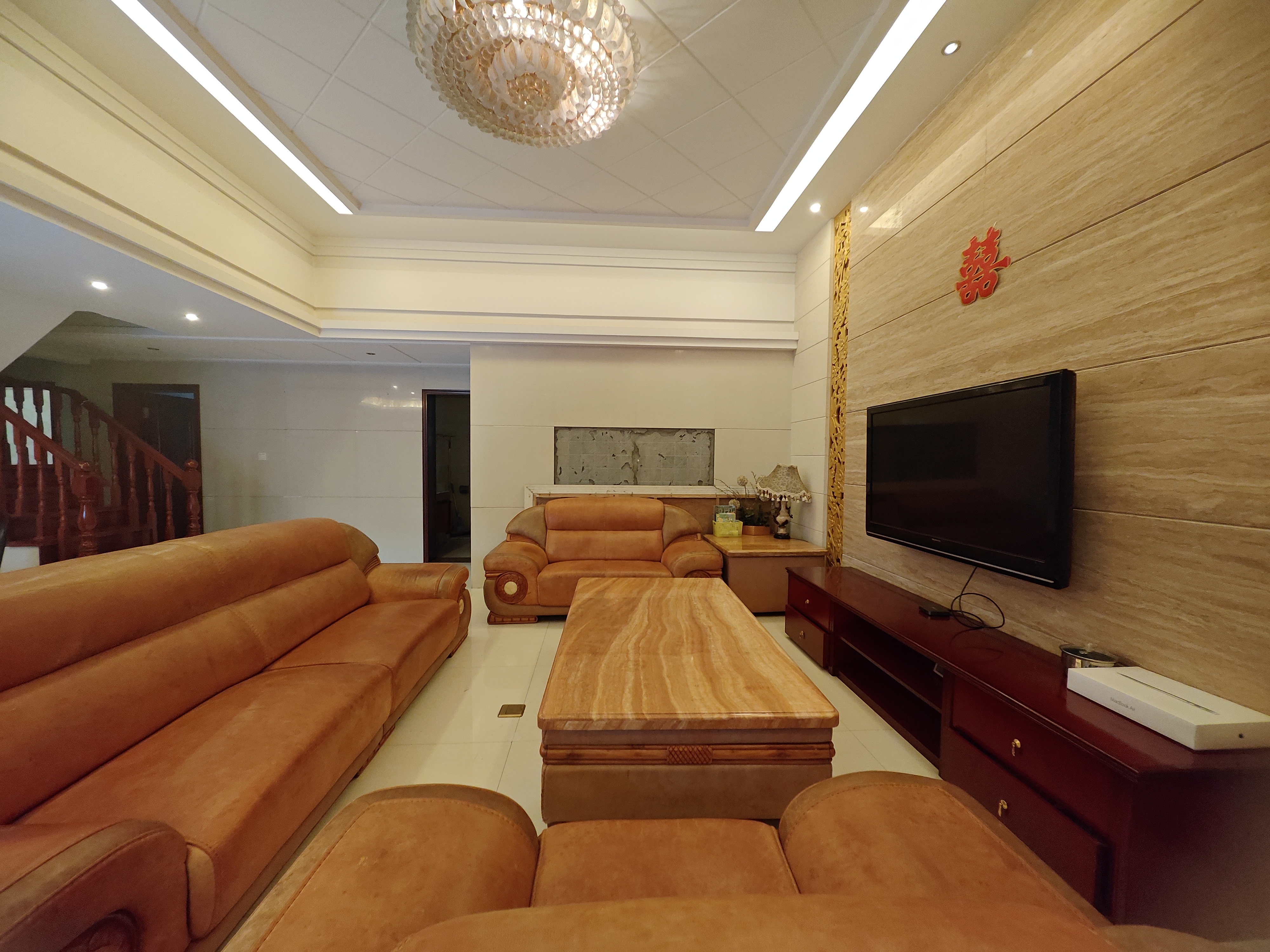 衡府  7室2厅3卫    6500.0元/月