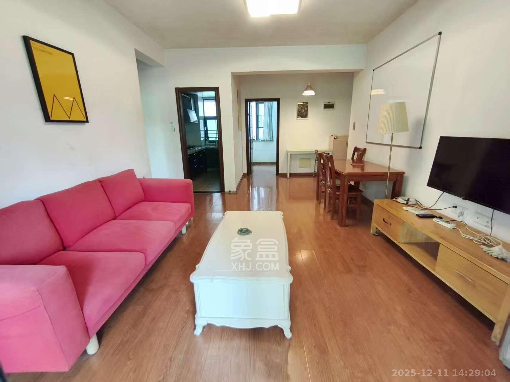 旭辉藏郡(藏郡、旭湘华府) 3室2厅1卫 2200.0元/月 旭辉藏郡(藏郡、旭湘华府) 3室2厅1卫 2200.0元/月室内图