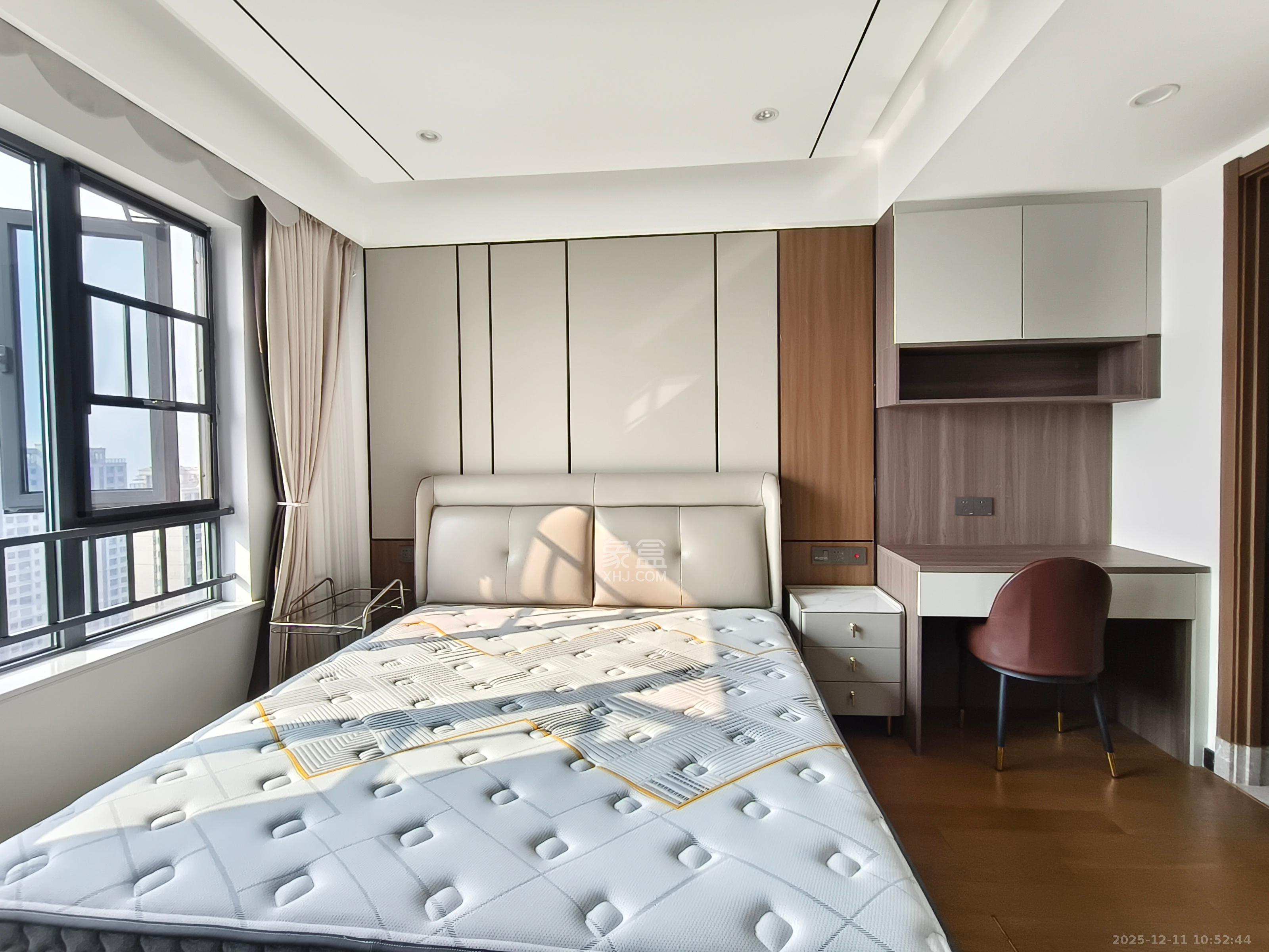 卓越中寰 4室2厅2卫 5800.0元/月 卓越中寰 4室2厅2卫 5800.0元/月室内图