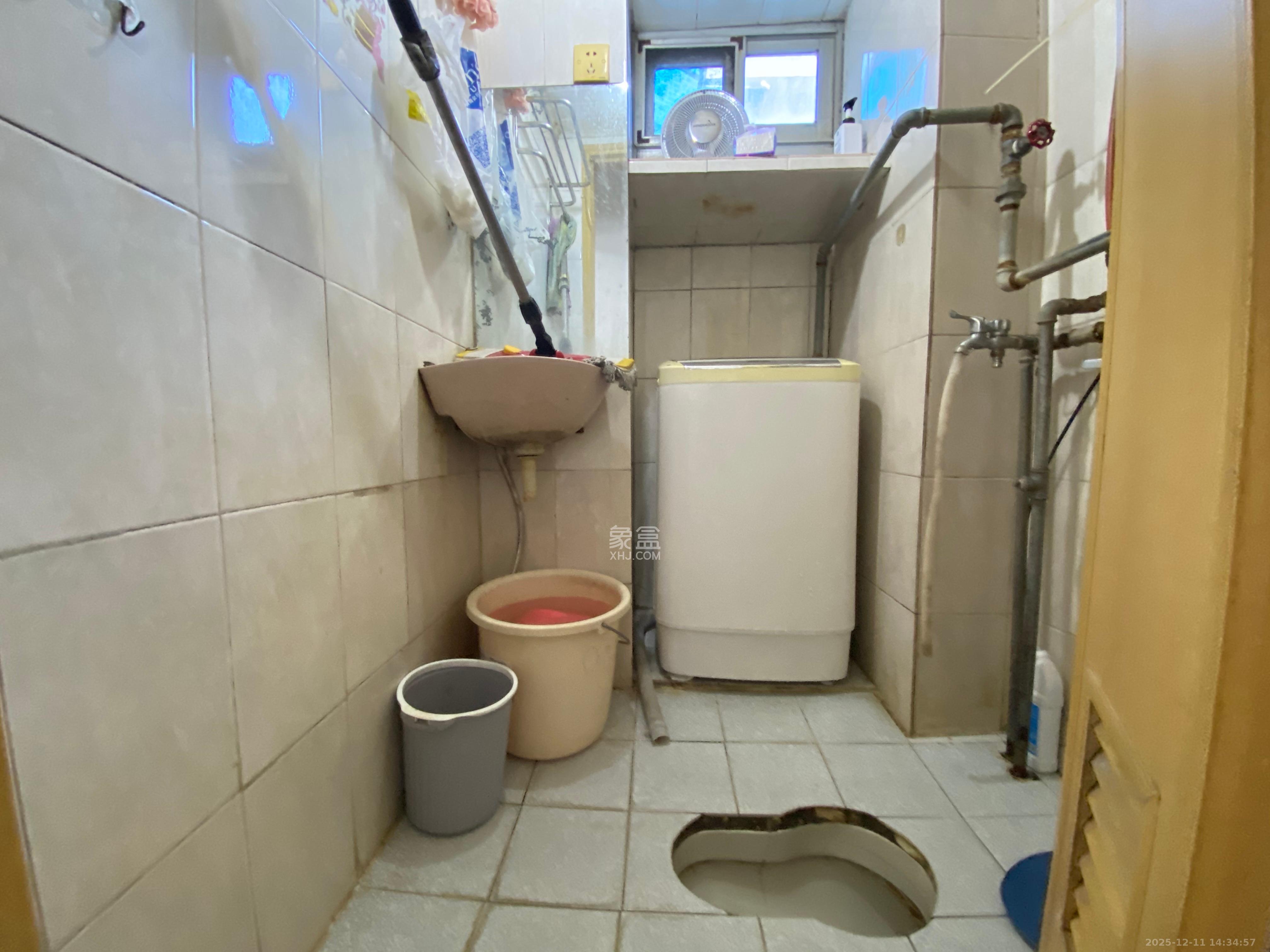 牛婆塘社区 2室2厅1卫 1400.0元/月 牛婆塘社区 2室2厅1卫 1400.0元/月室内图