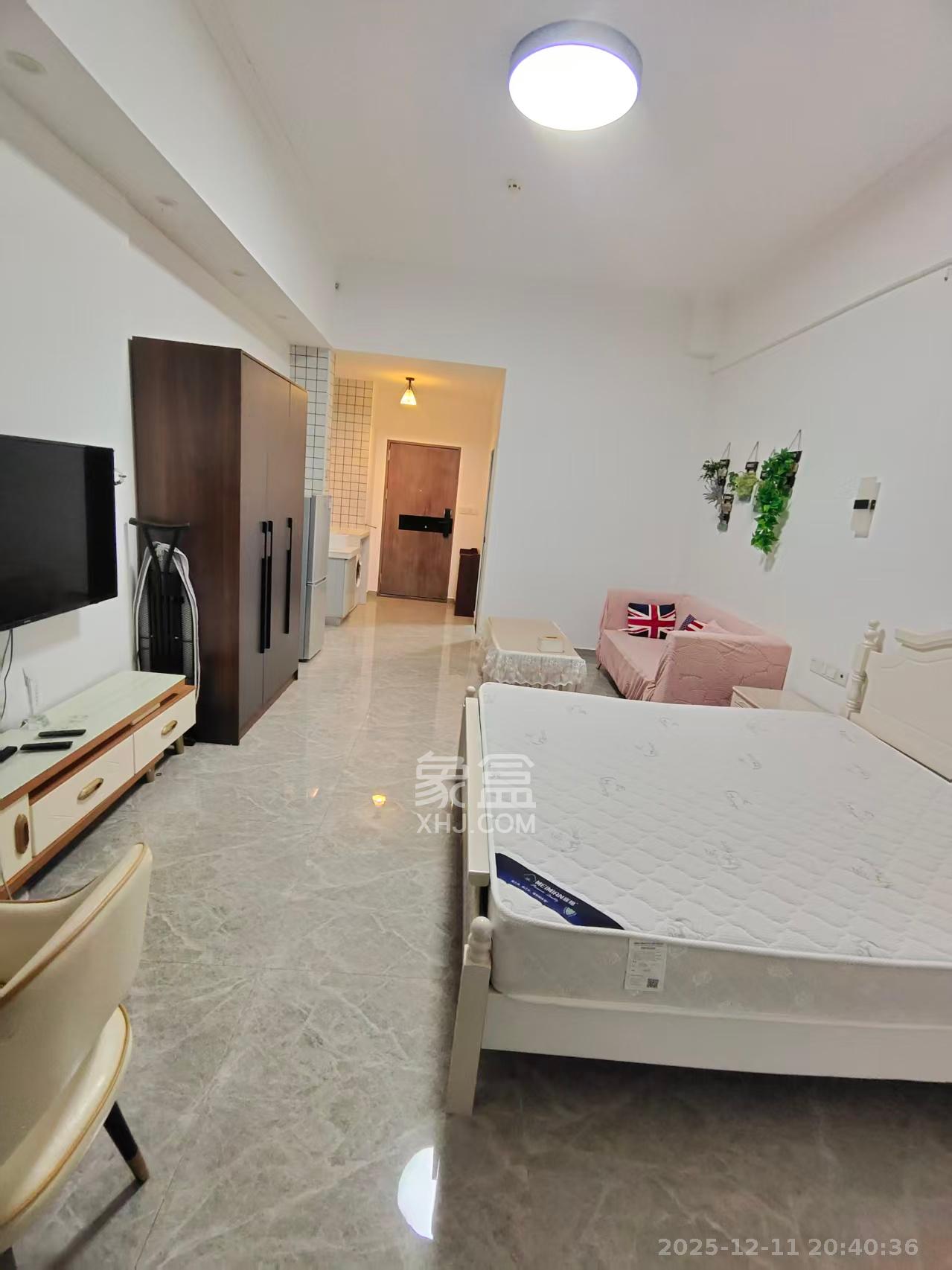 新世界广场  1室0厅0卫    1500.0元/月室内图