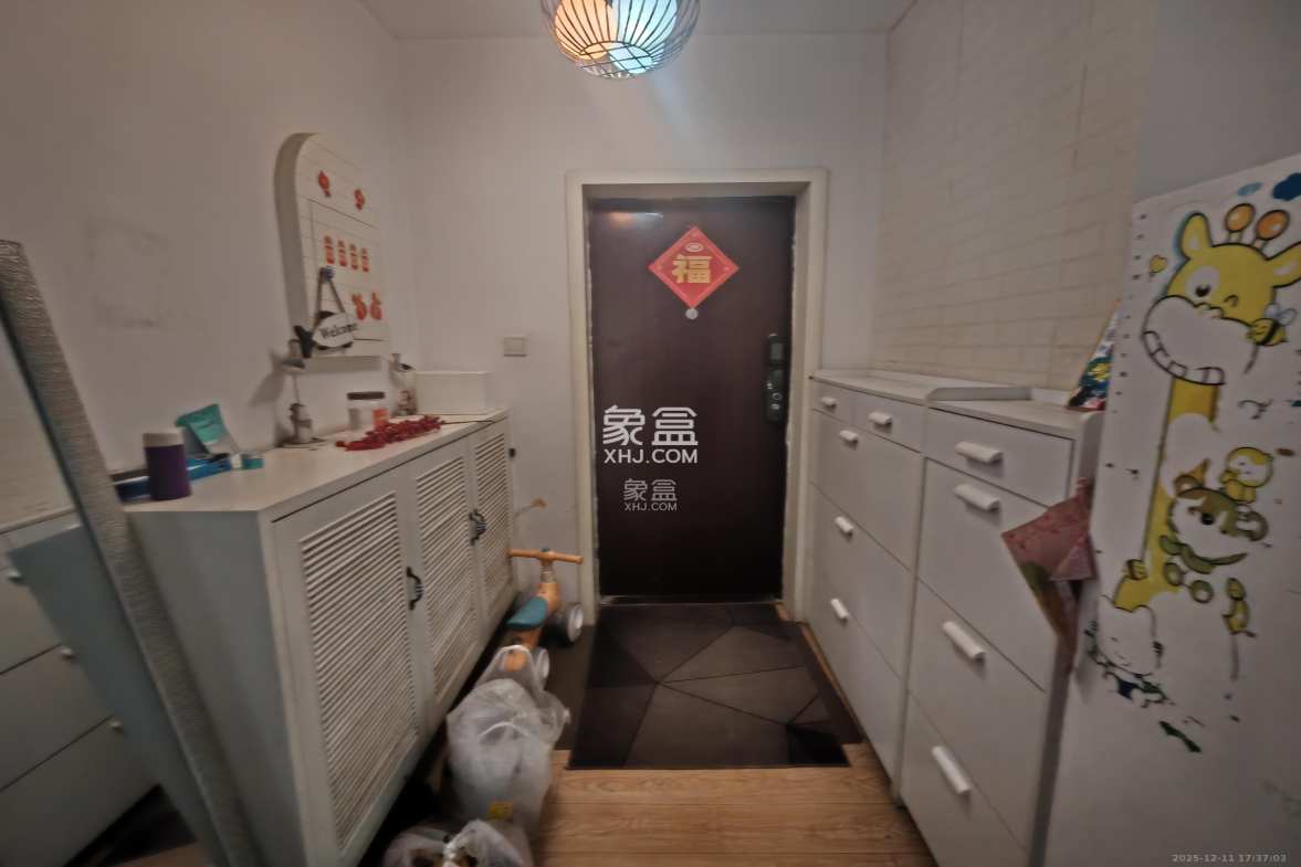 城市山水豪园(山水城市风景) 3室2厅2卫 2400.0元/月 城市山水豪园(山水城市风景) 3室2厅2卫 2400.0元/月室内图