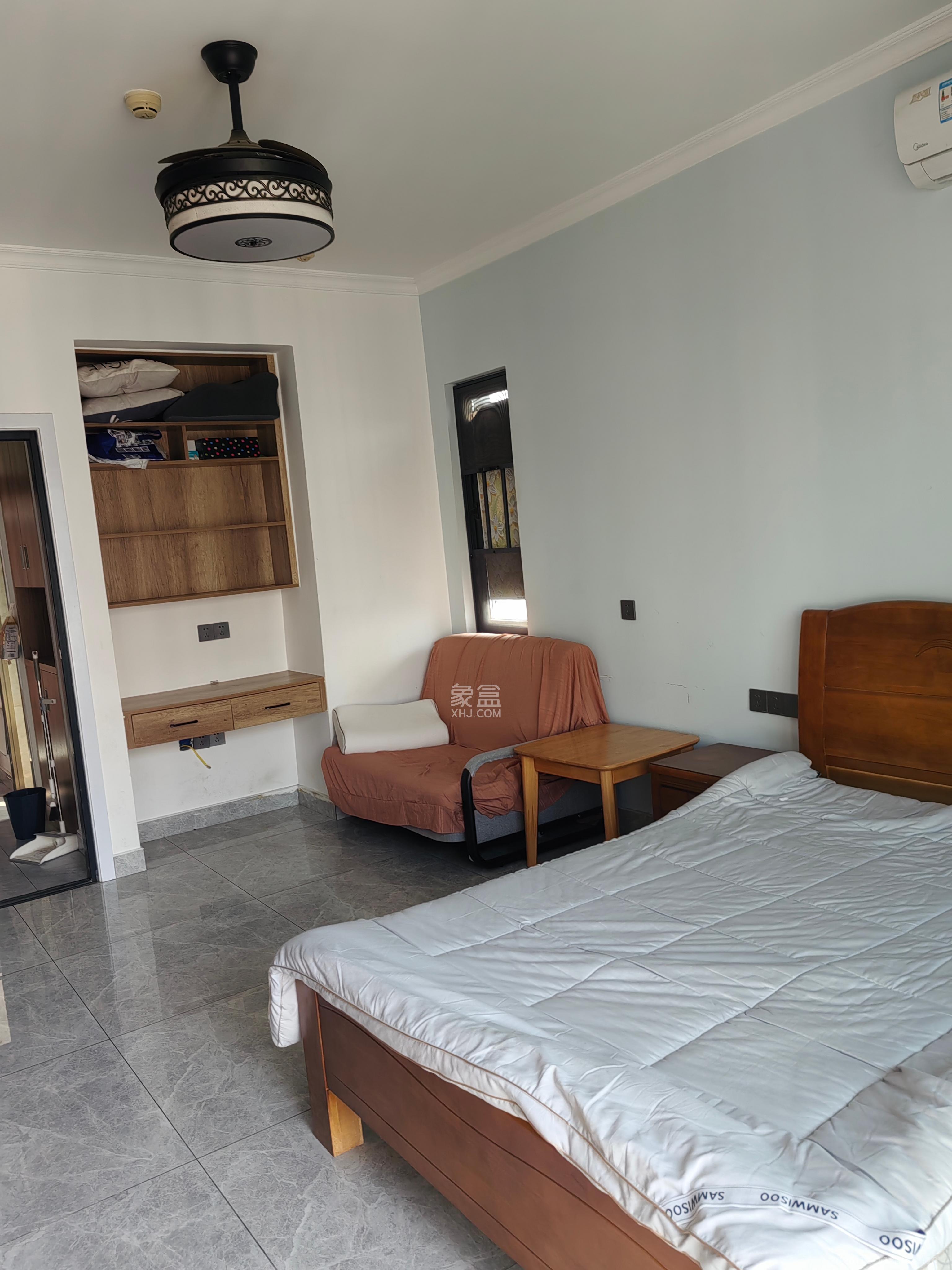 钱隆世家 1室1厅1卫 1400.0元/月 钱隆世家 1室1厅1卫 1400.0元/月室内图