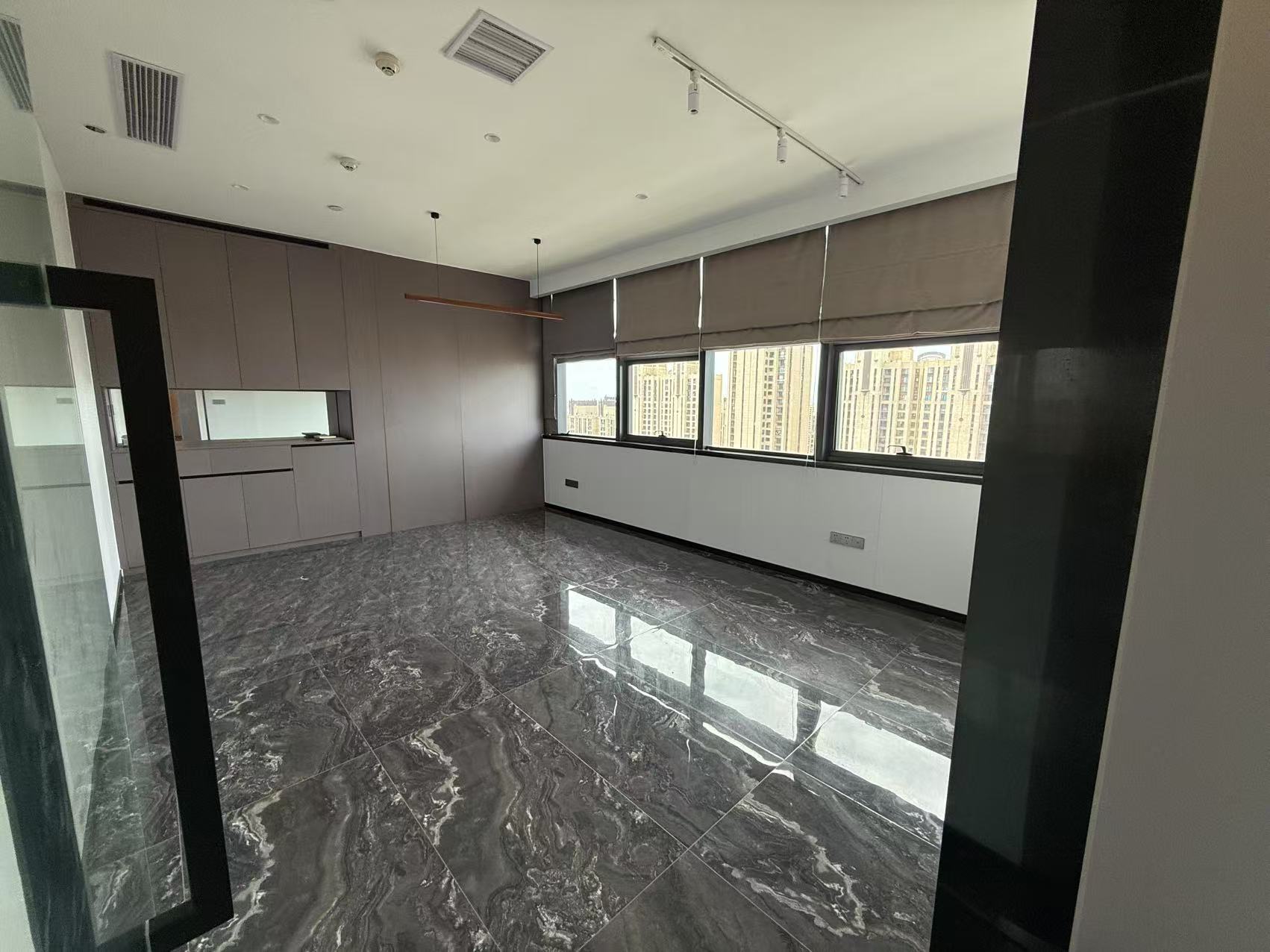 互联网金融大厦   440.0㎡      20000.0元/月室内图