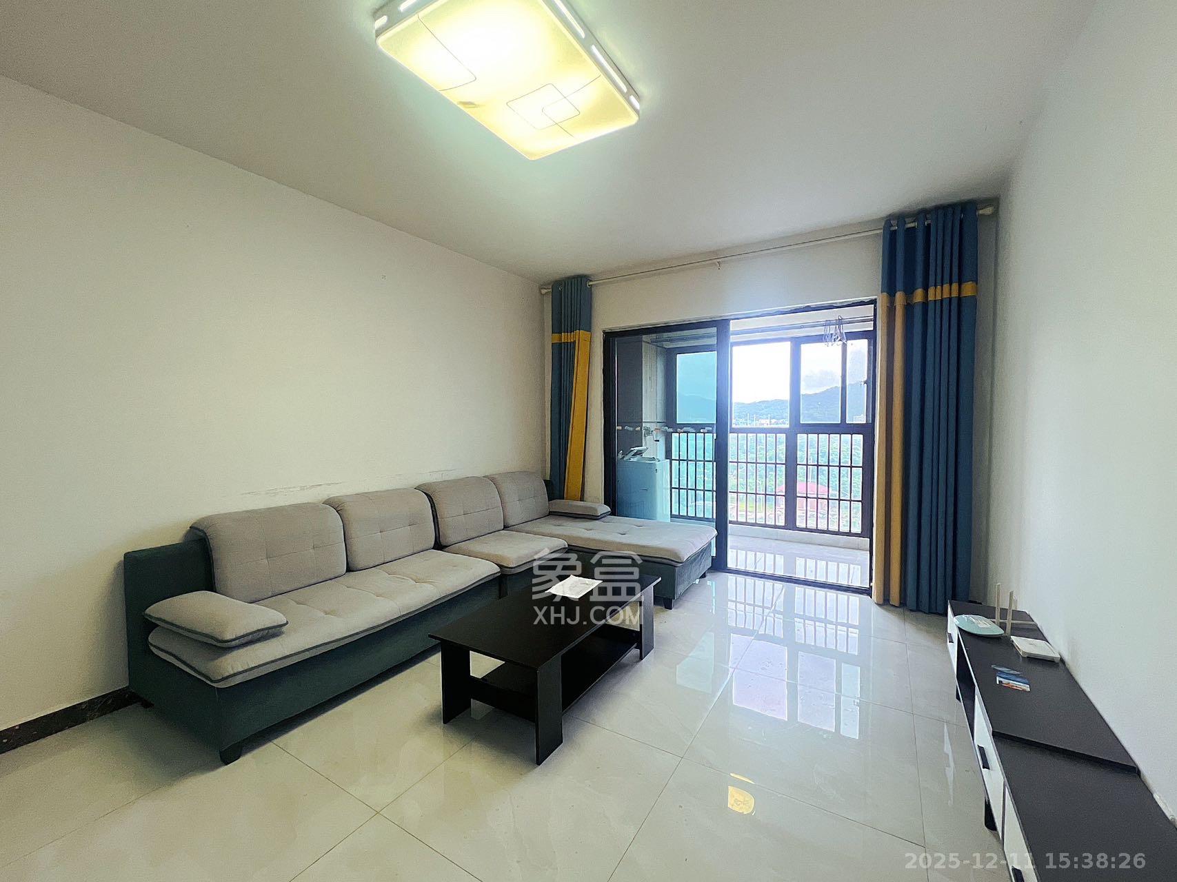 达美D6区  2室2厅1卫    2100.0元/月