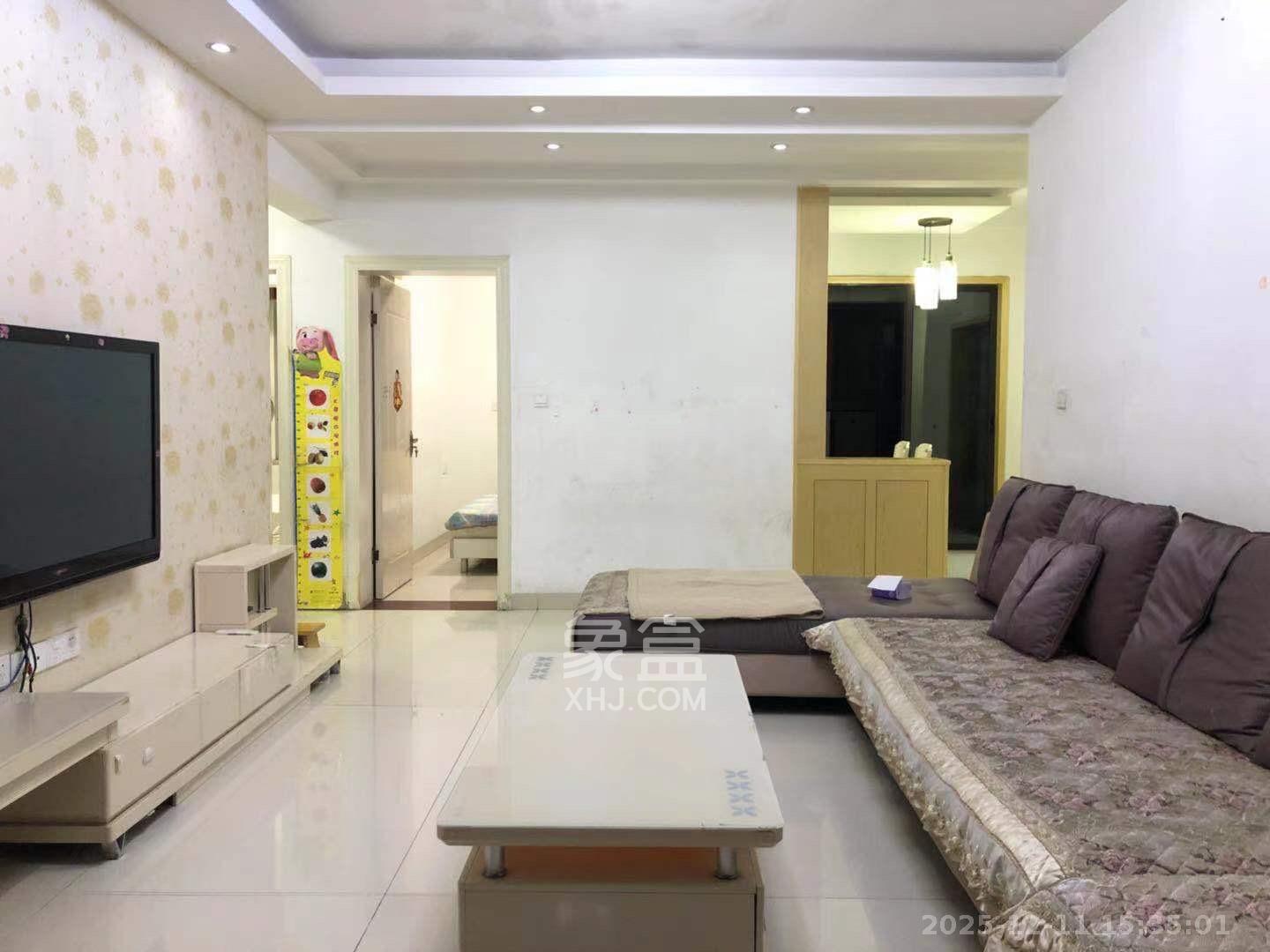 保利麓谷林语D区 3室2厅1卫 2100.0元/月 保利麓谷林语D区 3室2厅1卫 2100.0元/月室内图