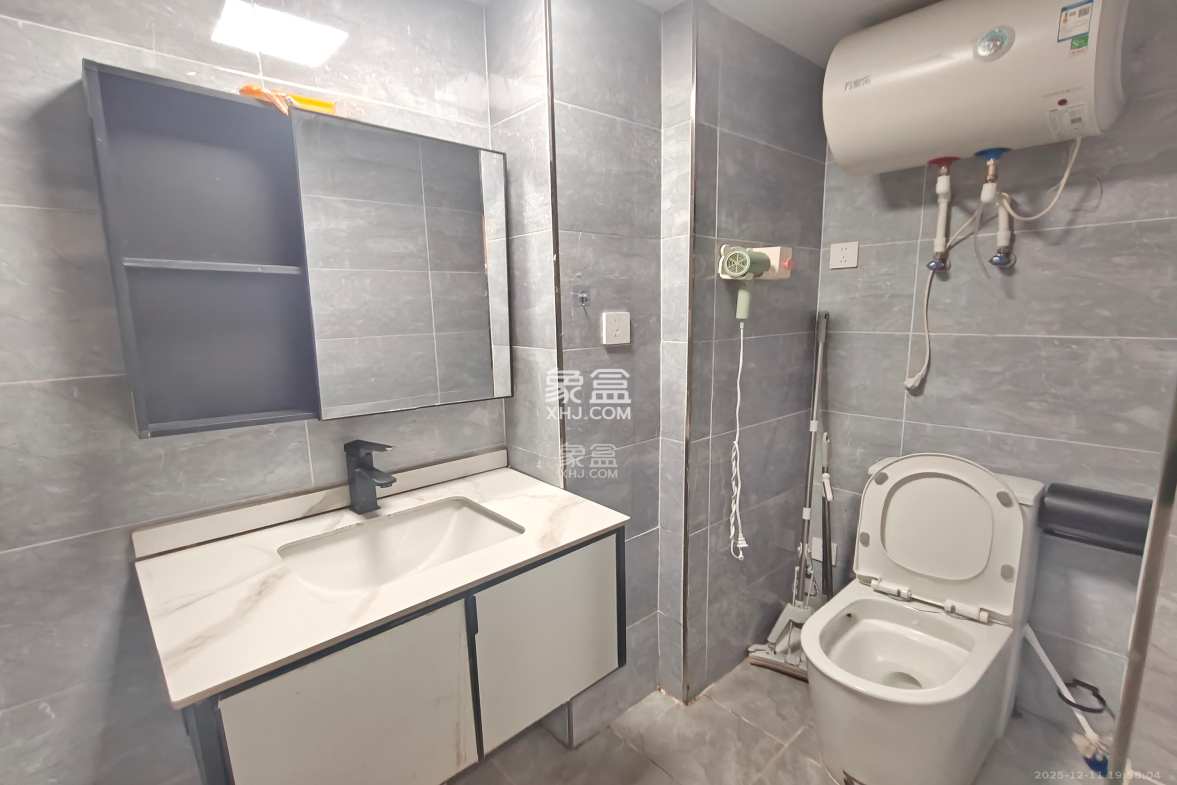 卓越江岸 1室0厅1卫 1500.0元/月 卓越江岸 1室0厅1卫 1500.0元/月室内图