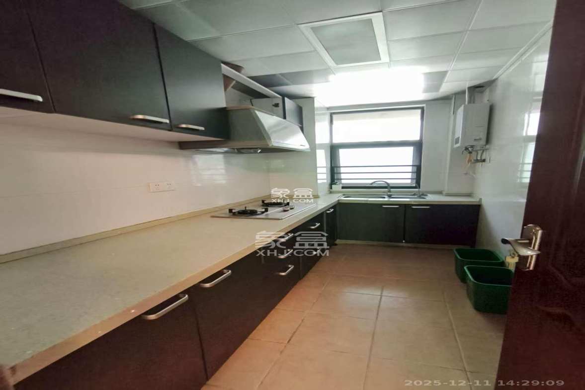 旭辉藏郡(藏郡、旭湘华府) 3室2厅1卫 2200.0元/月 旭辉藏郡(藏郡、旭湘华府) 3室2厅1卫 2200.0元/月室内图