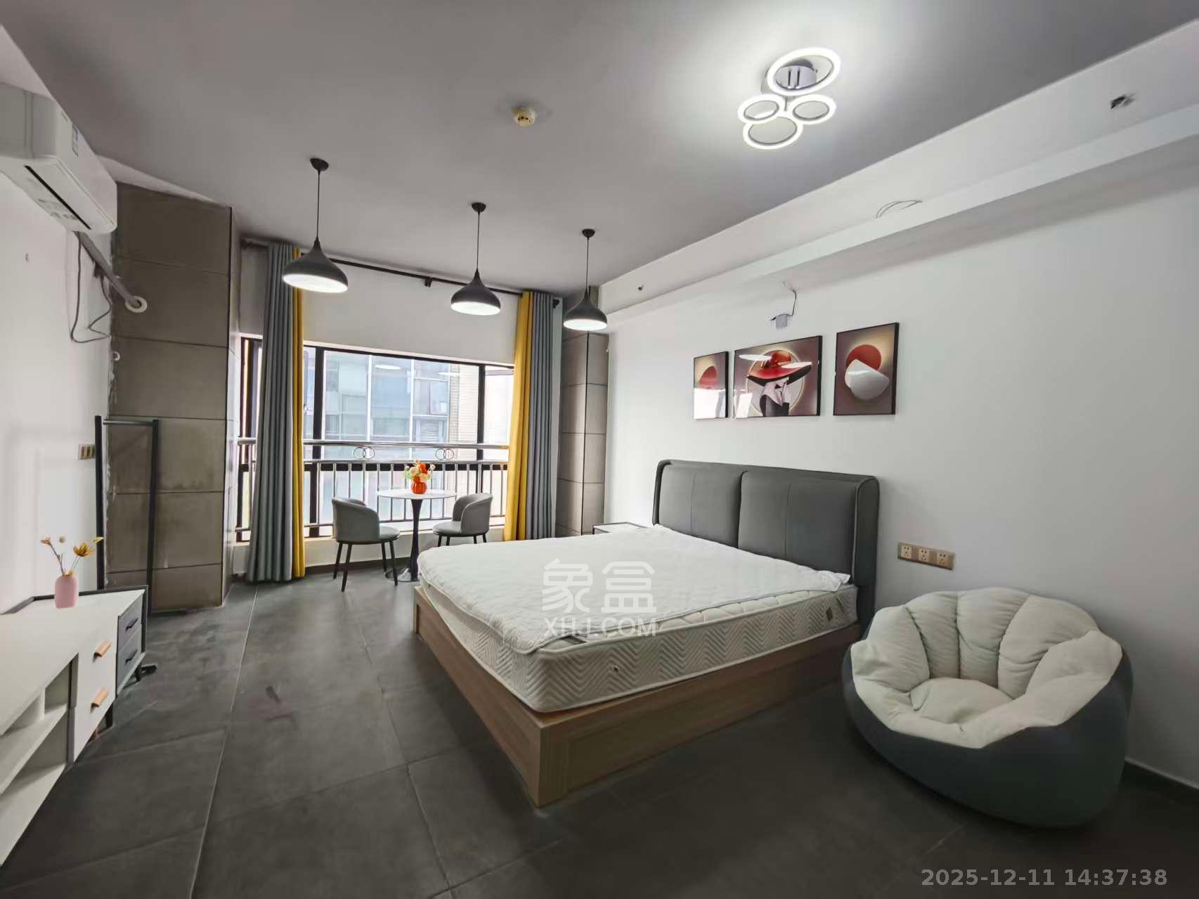 长沙之芯  1室1厅1卫    1700.0元/月