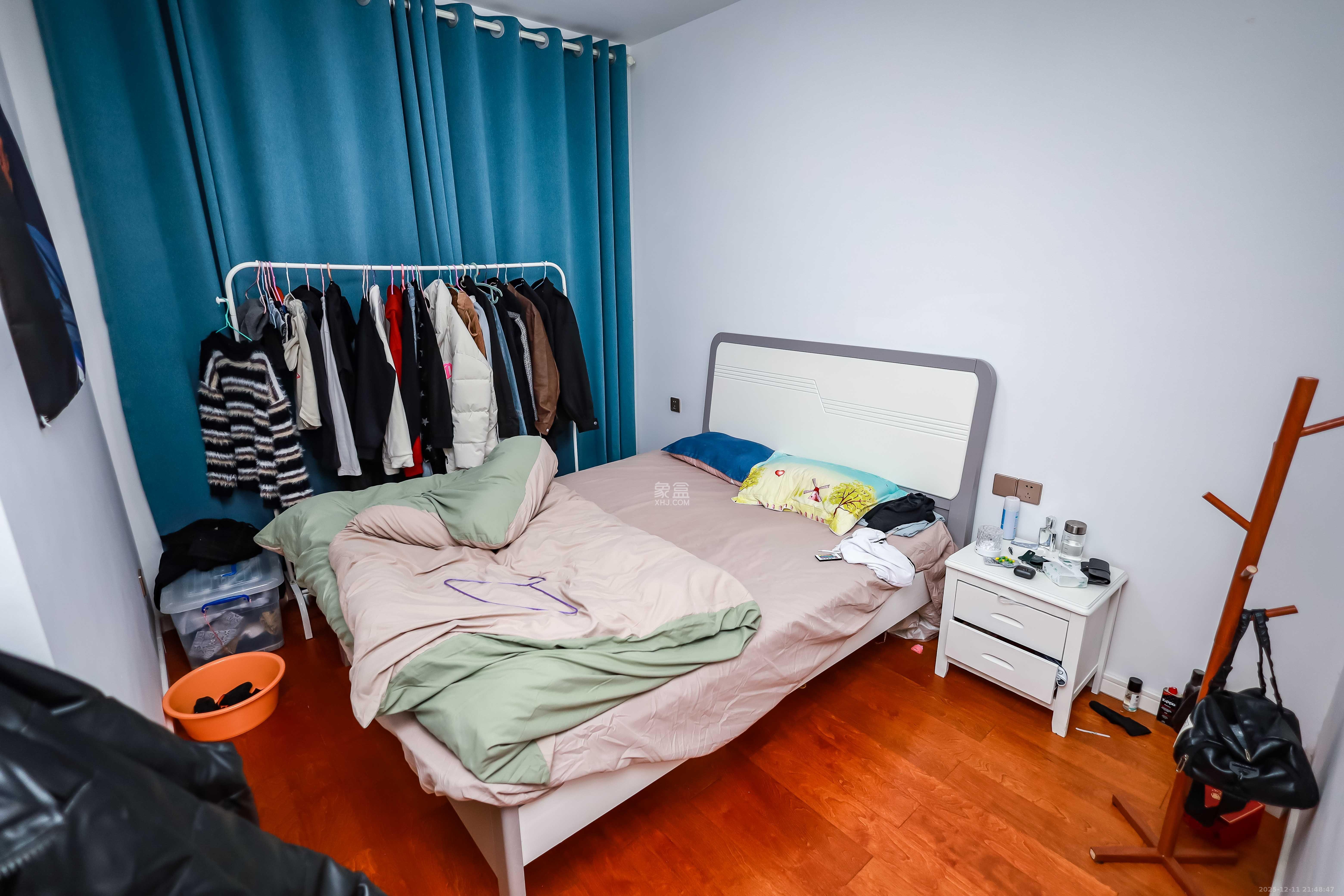 金基芳华  4室2厅2卫    2800.0元/月室内图