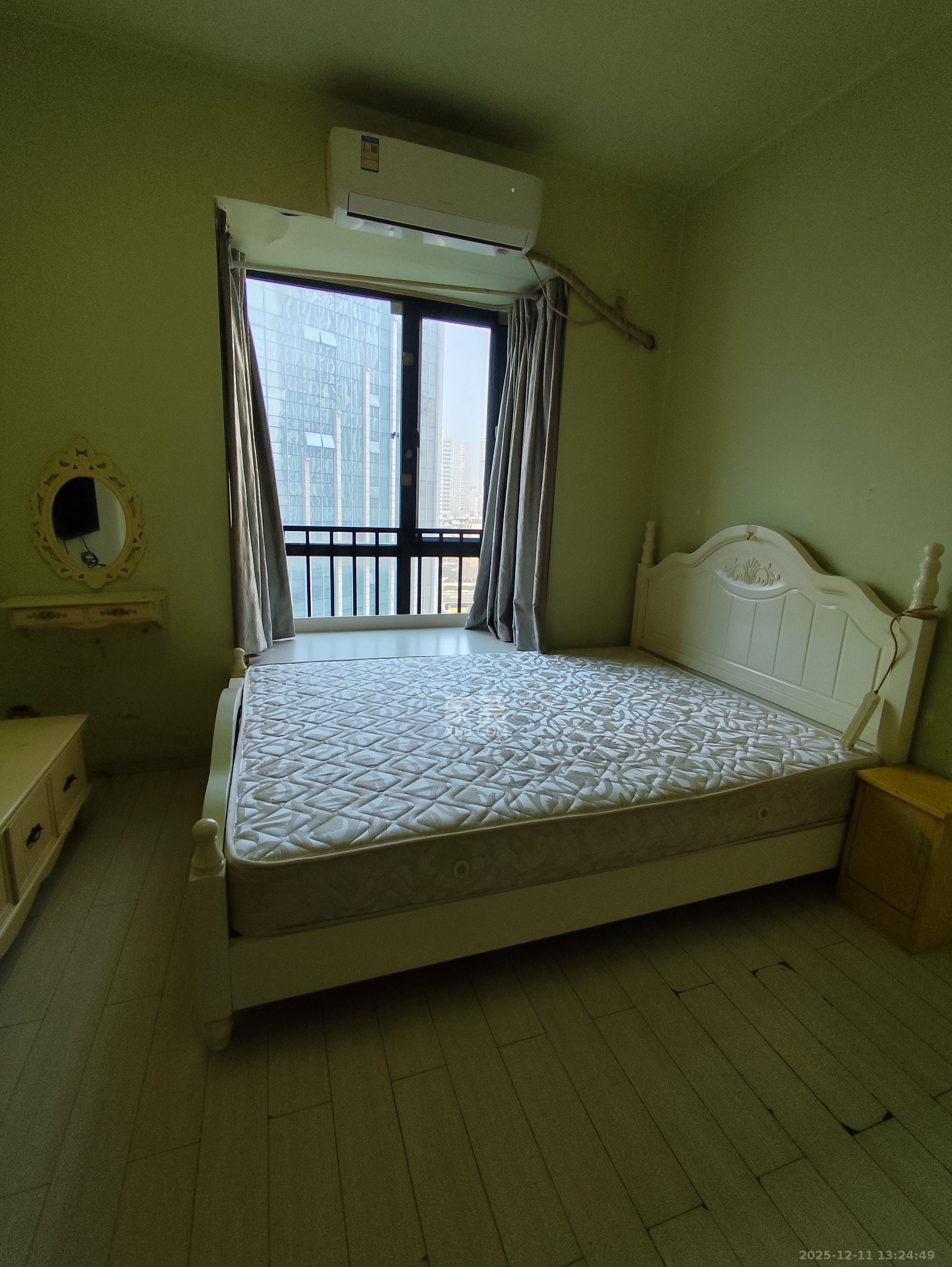 凯通国际城（凯通朝庭）  1室0厅1卫    1400.0元/月