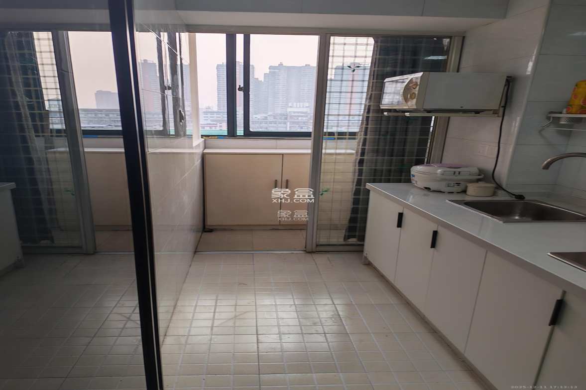 上东印象 1室1厅1卫 1400.0元/月 上东印象 1室1厅1卫 1400.0元/月室内图