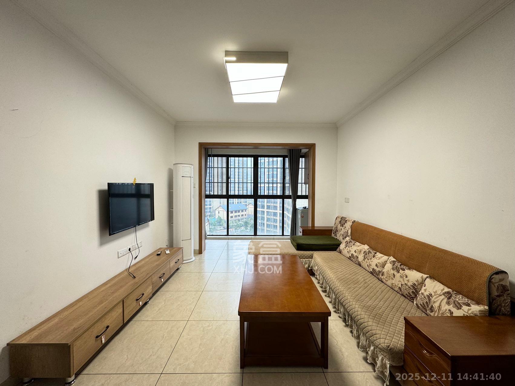 中城苑  2室2厅1卫    2200.0元/月