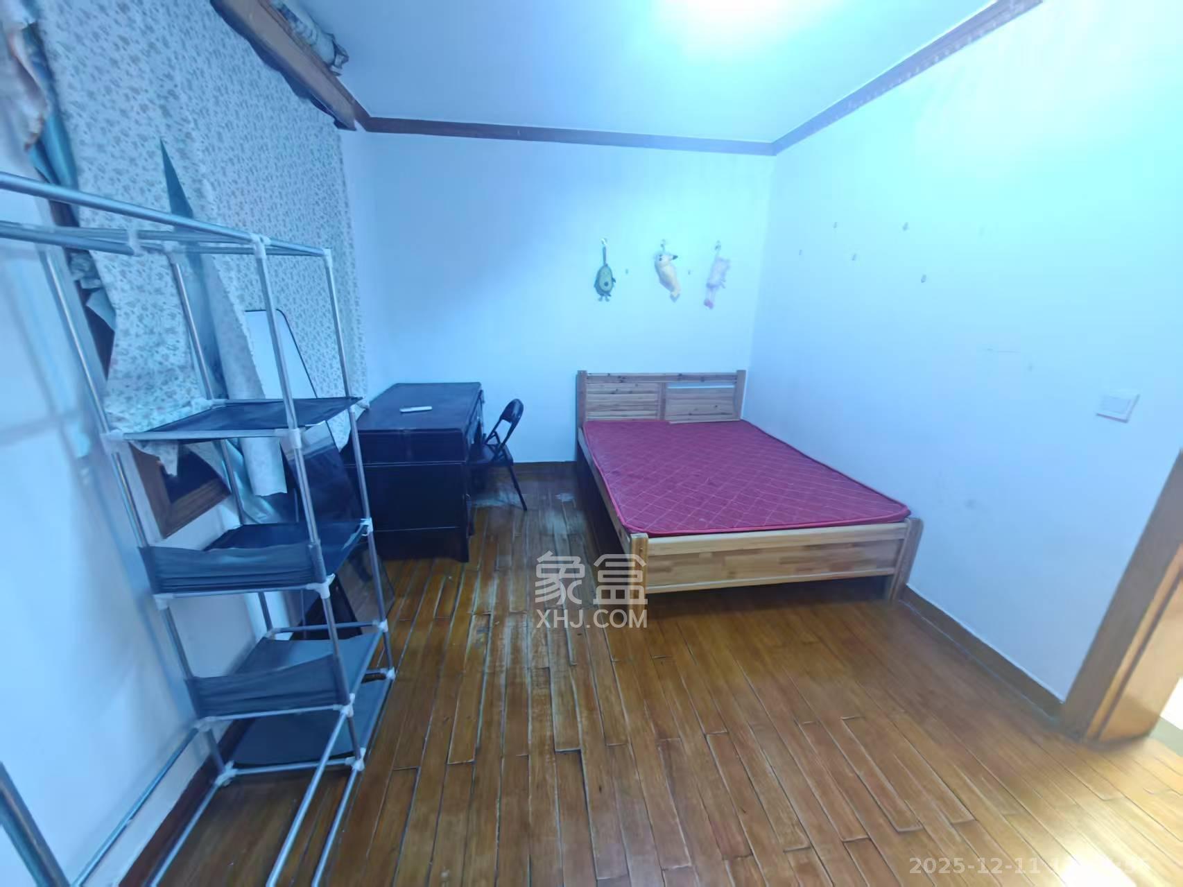 西湖路173号（原西湖大厦）  1室1厅1卫    1100.0元/月