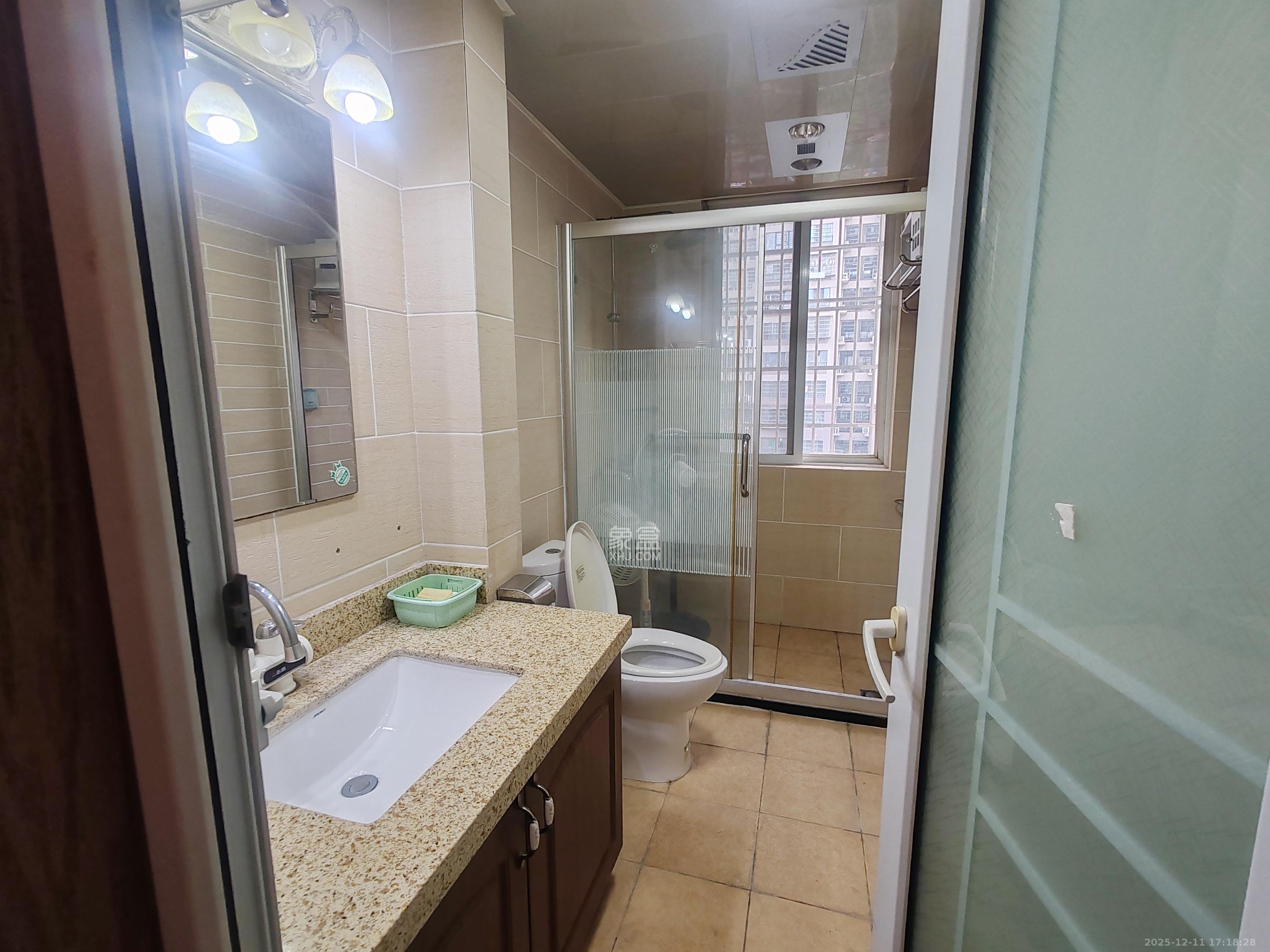 申奥美域 3室2厅2卫 2000.0元/月 申奥美域 3室2厅2卫 2000.0元/月室内图