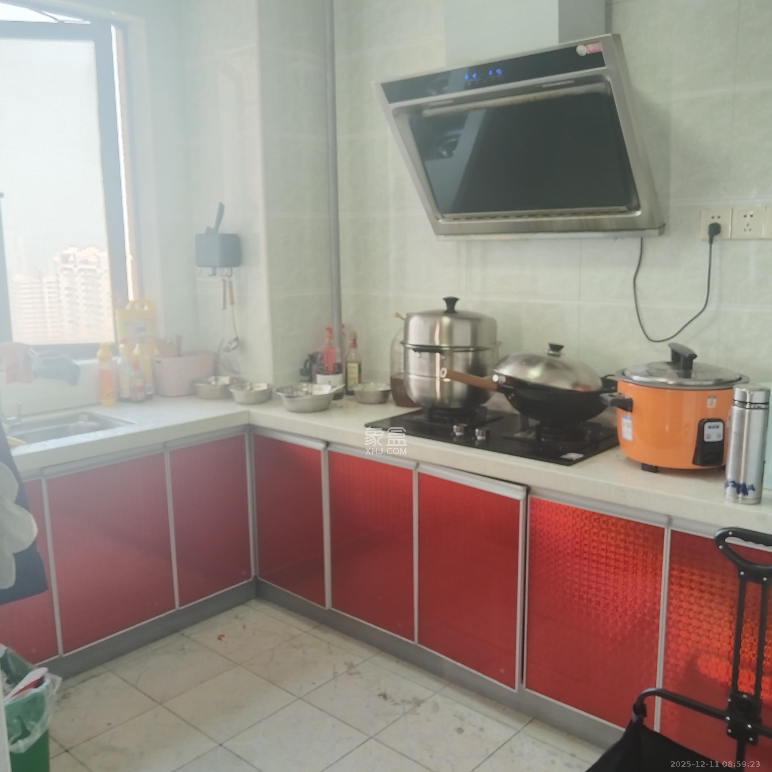 达美D6区  3室2厅2卫    2600.0元/月室内图