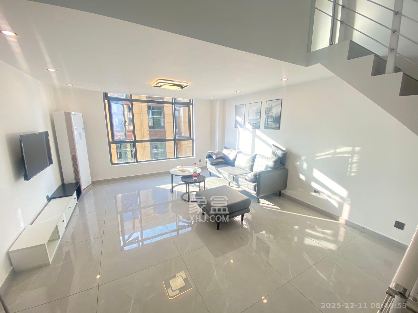 荣盛花语书苑  2室2厅1卫    2500.0元/月