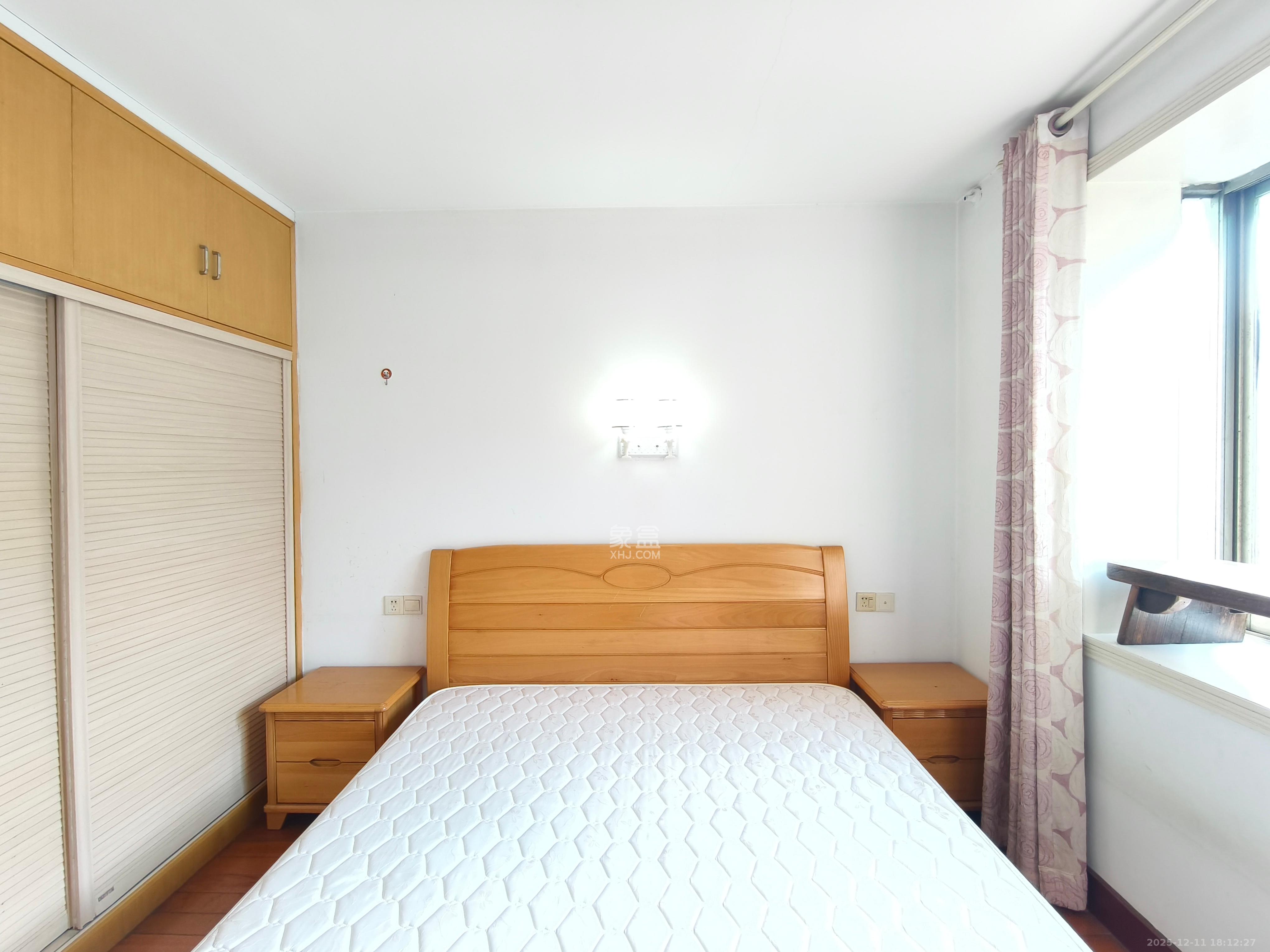 科教新村 2室1厅1卫 2300.0元/月 科教新村 2室1厅1卫 2300.0元/月室内图