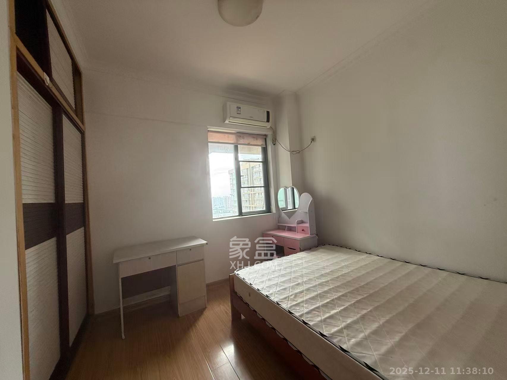 万博汇  2室1厅1卫    1800.0元/月室内图