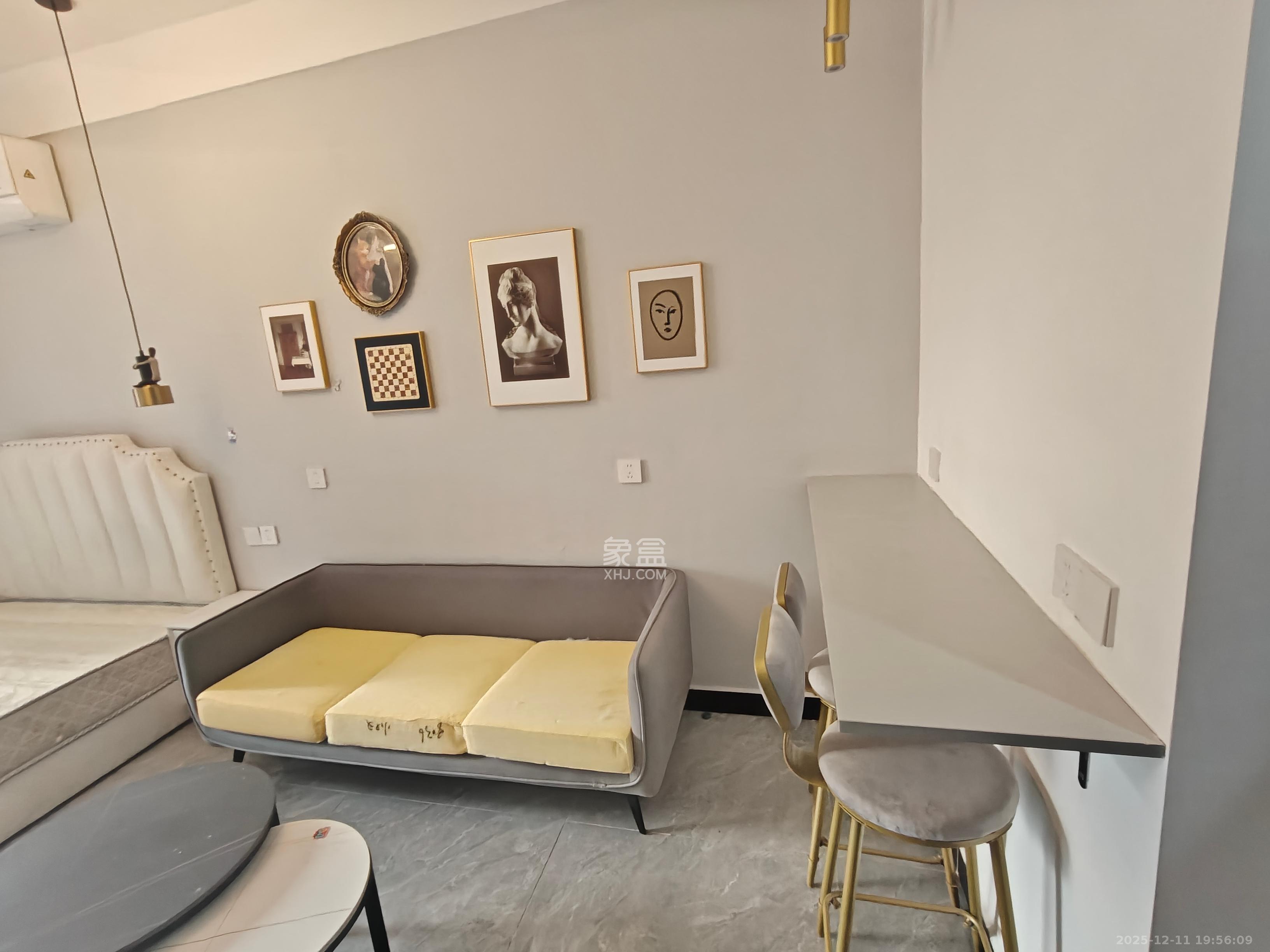 卓越江岸 1室0厅1卫 1500.0元/月 卓越江岸 1室0厅1卫 1500.0元/月室内图