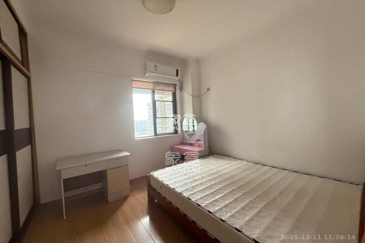 万博汇 2室1厅1卫 1800.0元/月 万博汇 2室1厅1卫 1800.0元/月室内图