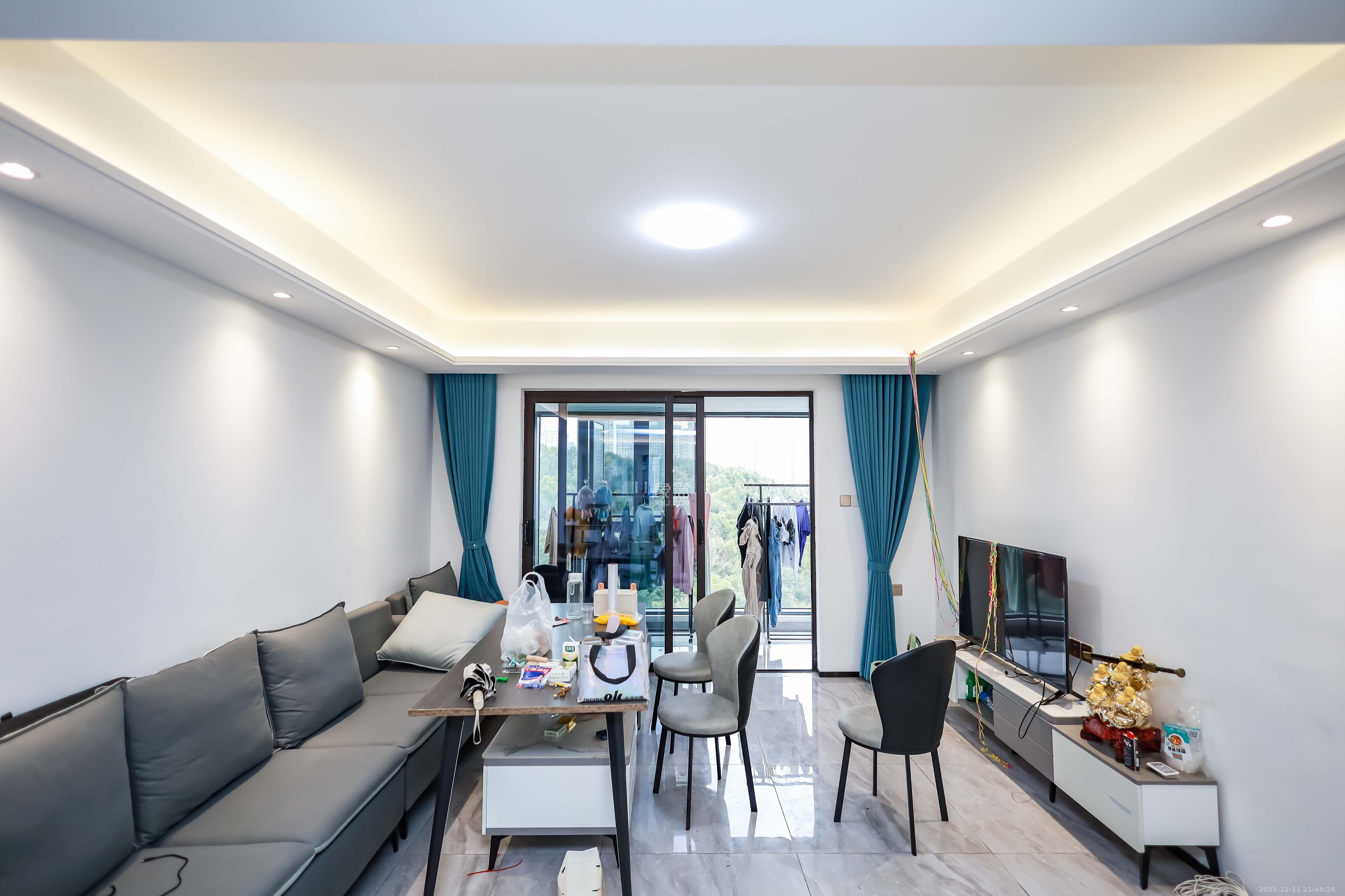 金基芳华  4室2厅2卫    2800.0元/月