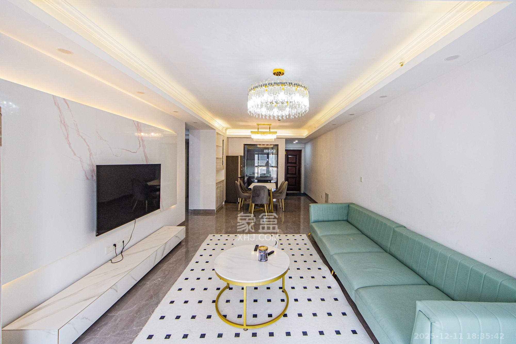 北辰三角洲C2区  3室2厅2卫    4800.0元/月