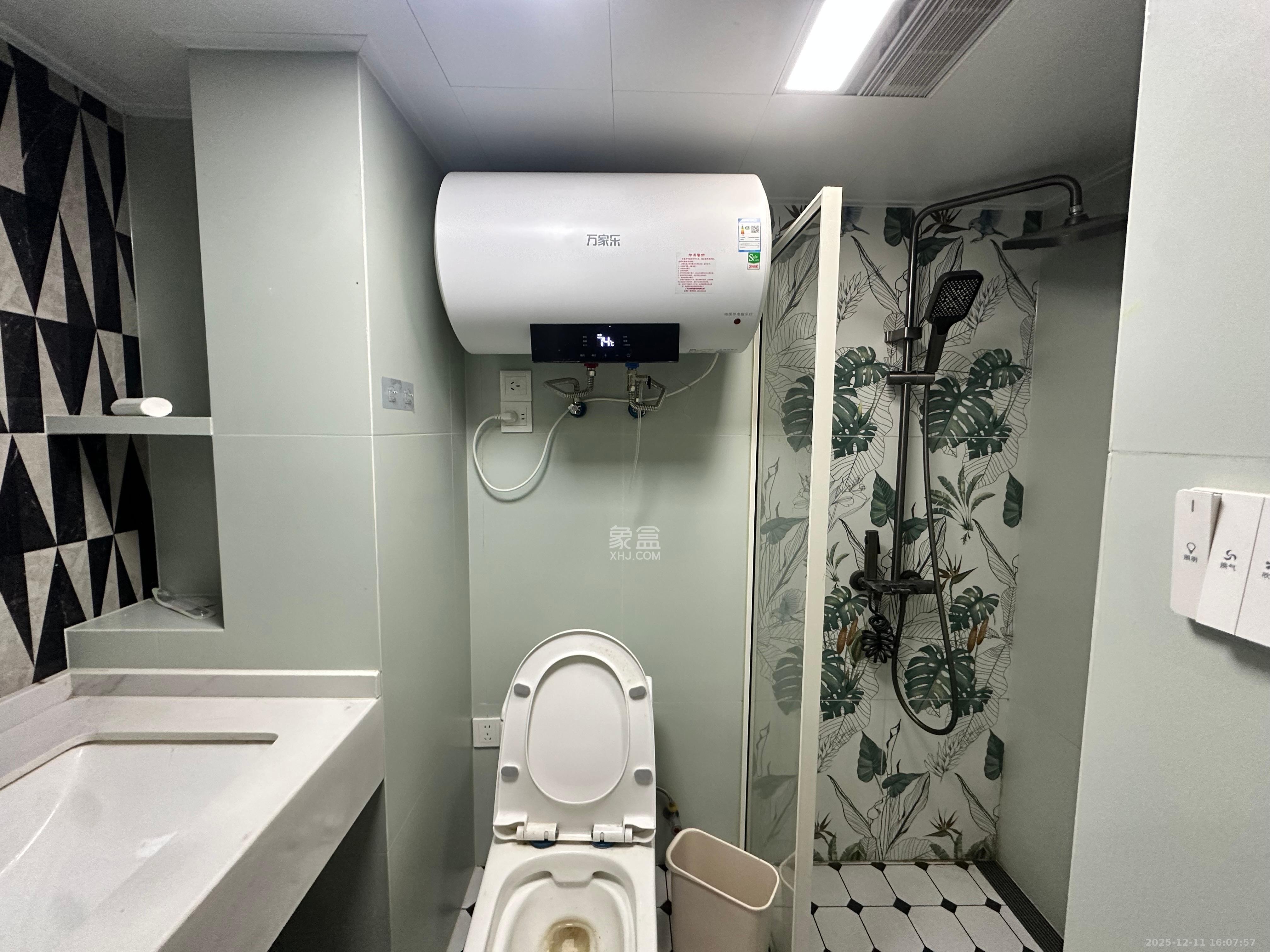 梅溪悦章 2室1厅1卫 2600.0元/月 梅溪悦章 2室1厅1卫 2600.0元/月室内图