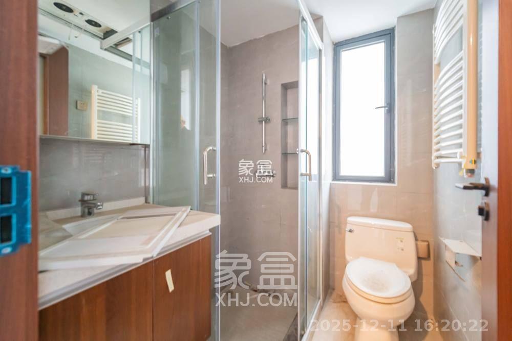 绿地长沙城际空间站(绿地新里佳苑) 3室2厅2卫 3000.0元/月 绿地长沙城际空间站(绿地新里佳苑) 3室2厅2卫 3000.0元/月室内图