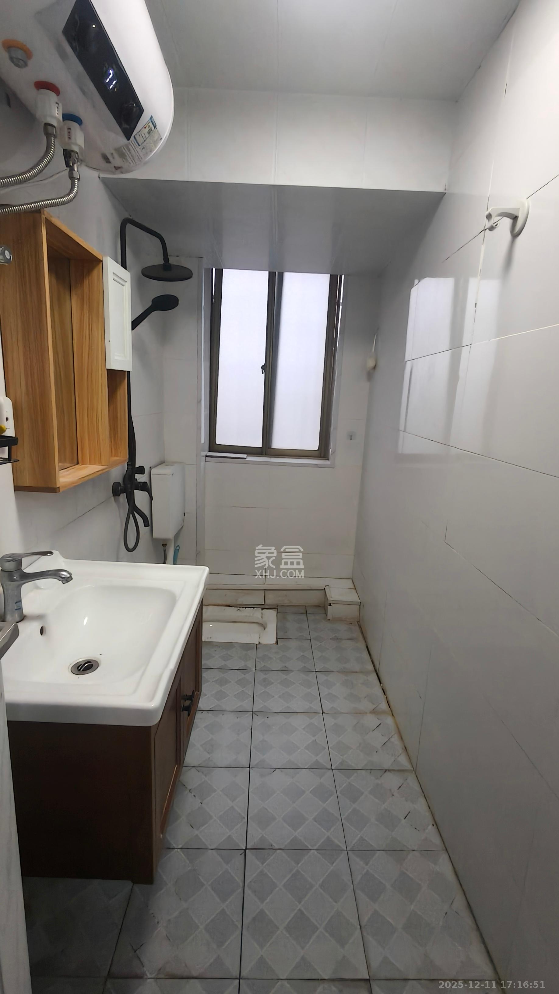 高桥火焰市场 1室0厅0卫 1800.0元/月 高桥火焰市场 1室0厅0卫 1800.0元/月室内图