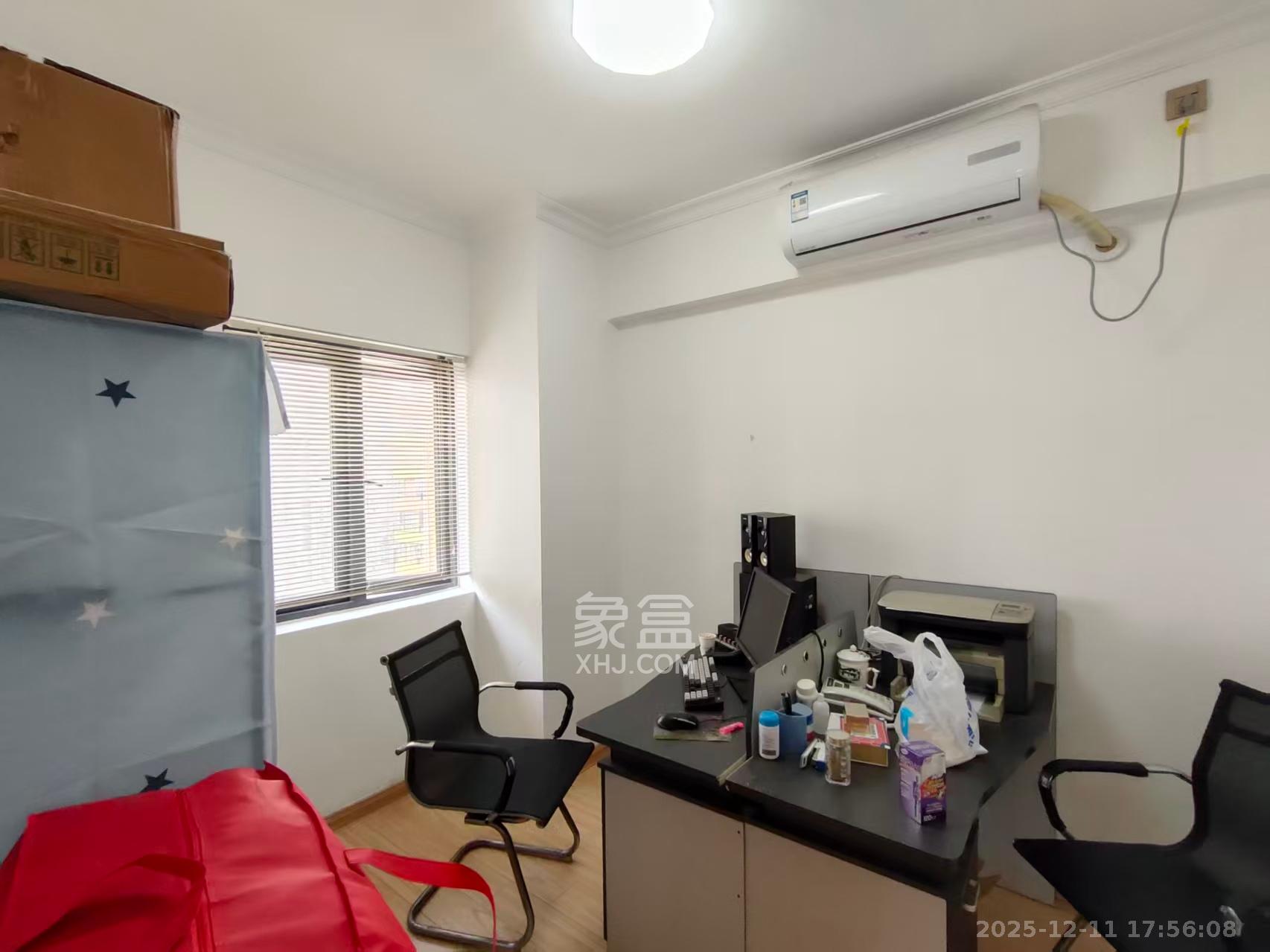 碧桂园城市之光   76.02㎡      2600.0元/月室内图