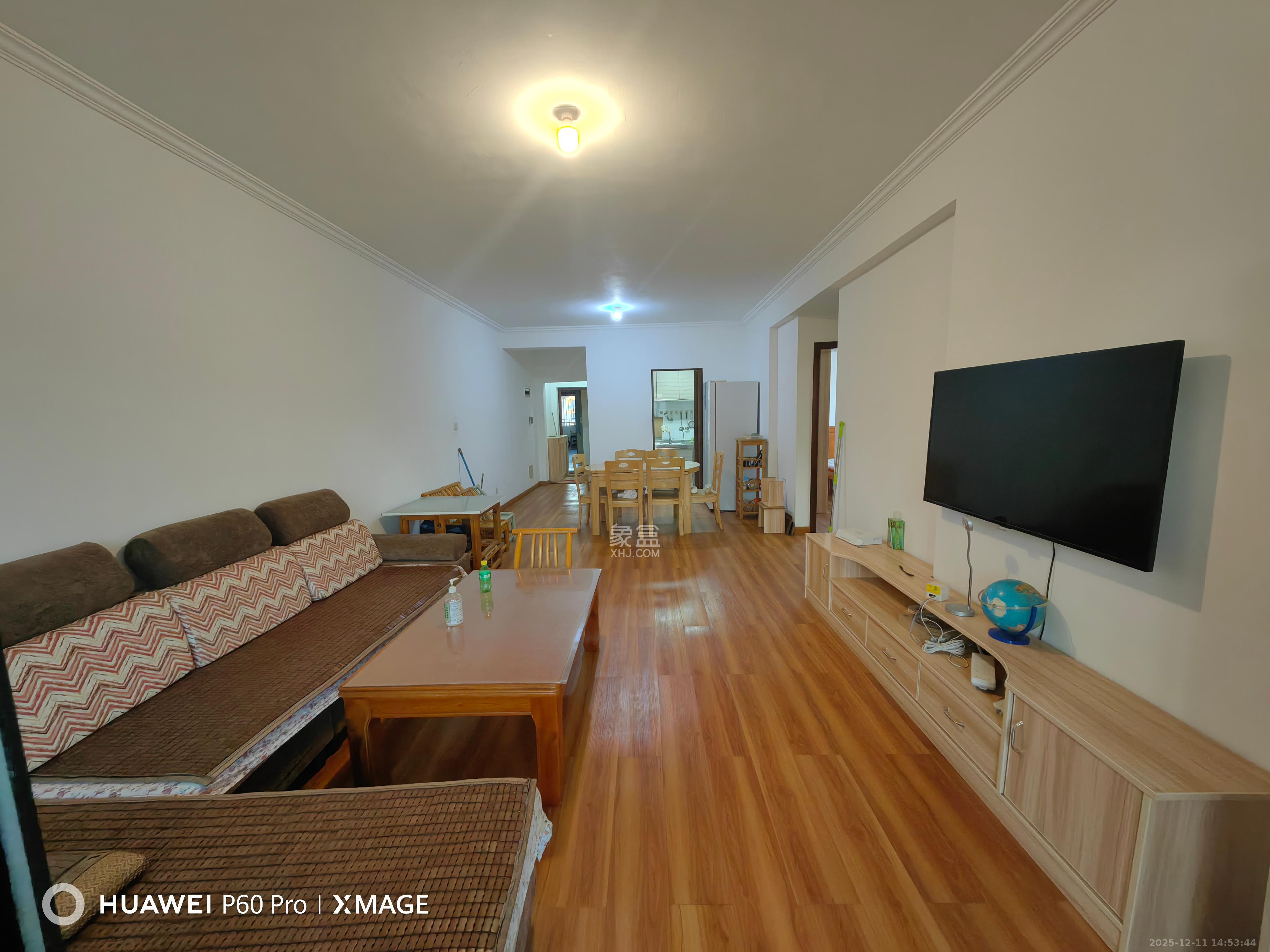 润和之悦（金泽园）  3室2厅2卫    1700.0元/月