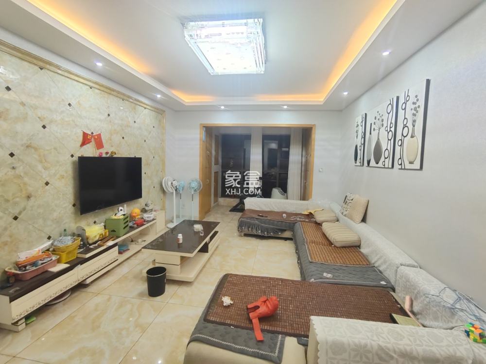 凯旋名门人民中路1006号  3室2厅2卫    58.8万