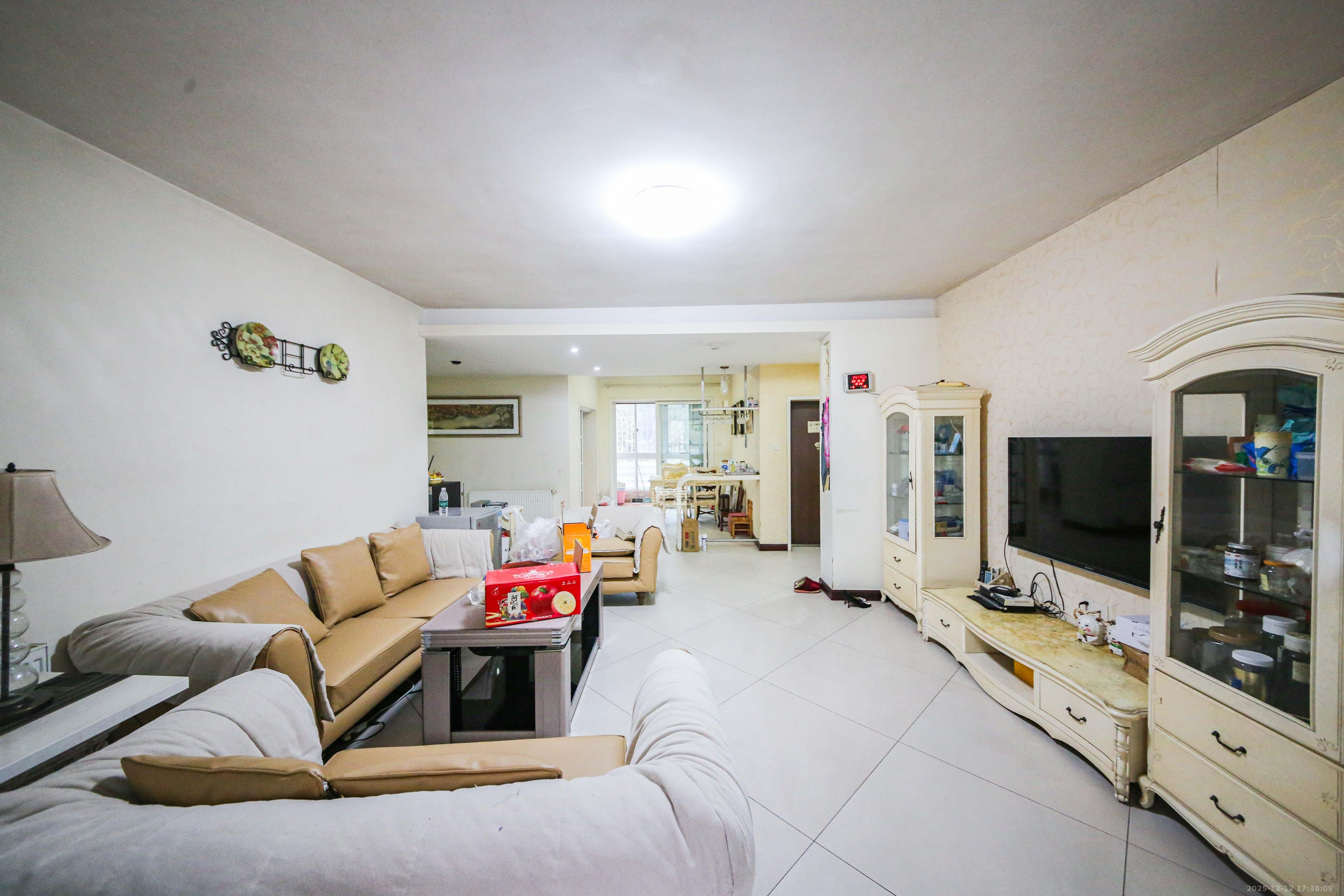 申奥美域  4室2厅2卫    98.0万