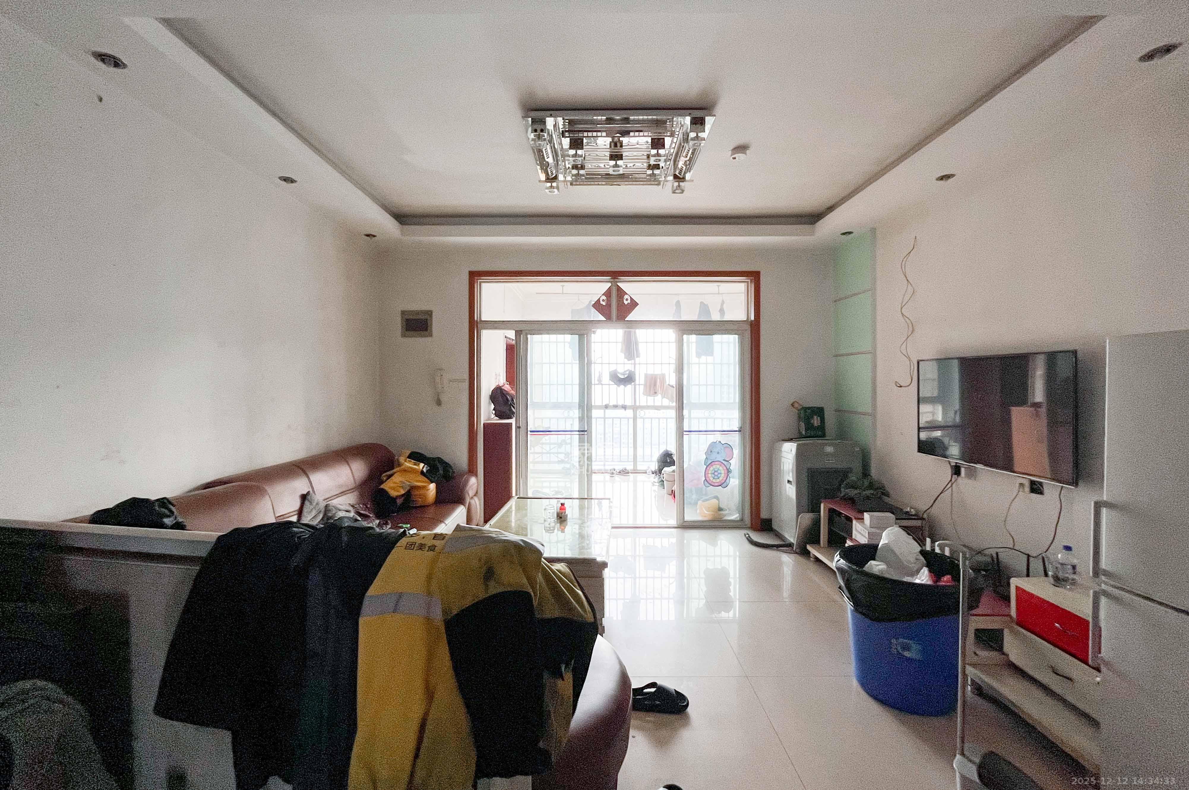 望麓锦园  3室2厅2卫    75.0万