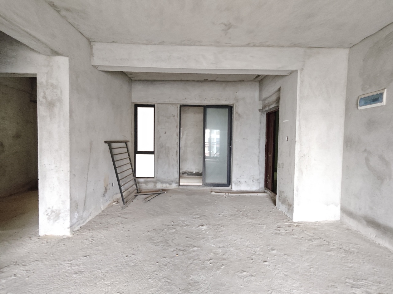 时代城（永秀花园一期）  4室2厅2卫    95.0万