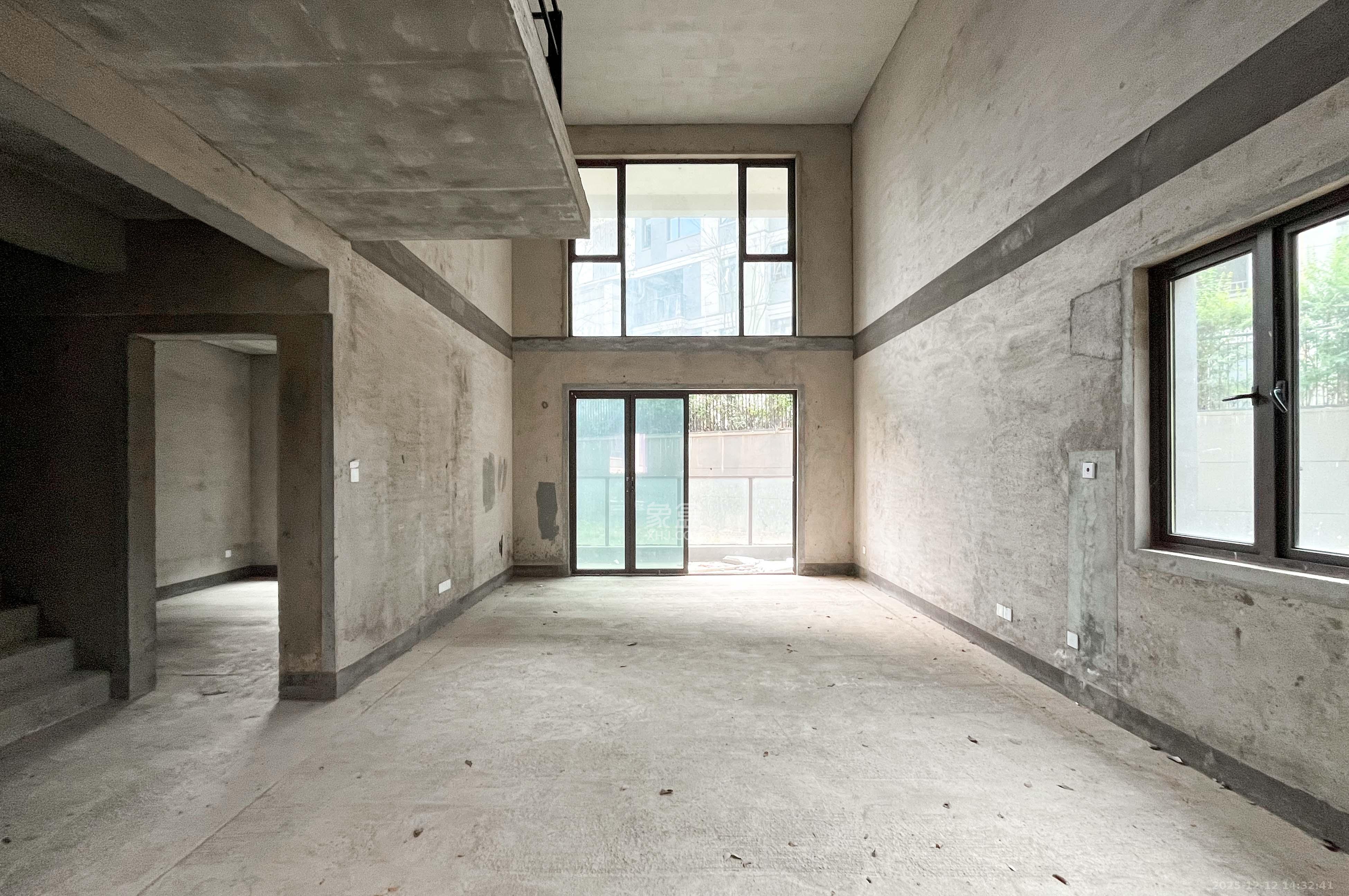 祥源森林之光  4室2厅3卫    265.0万