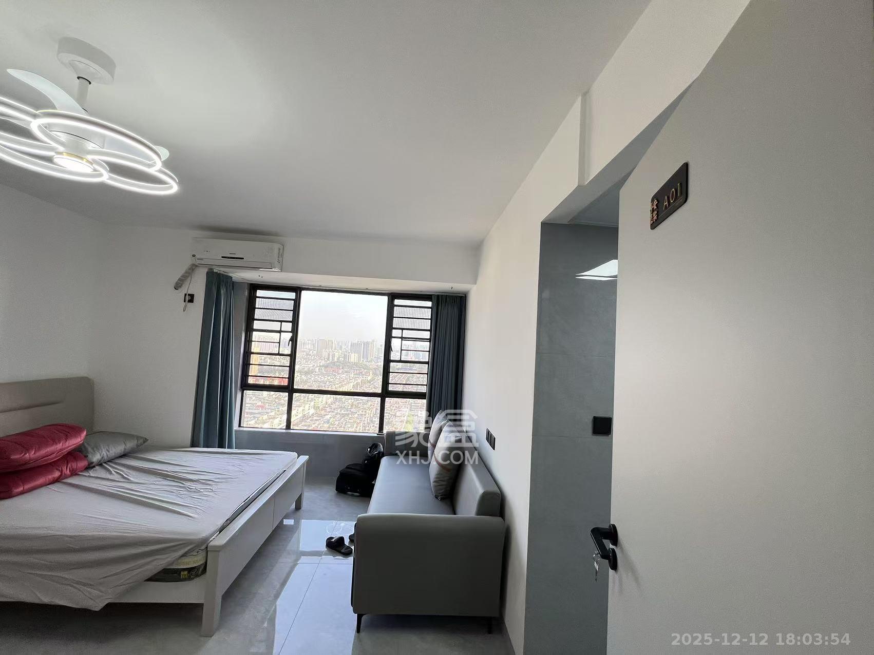 百纳广场（百纳公寓）  1室1厅1卫    1350.0元/月