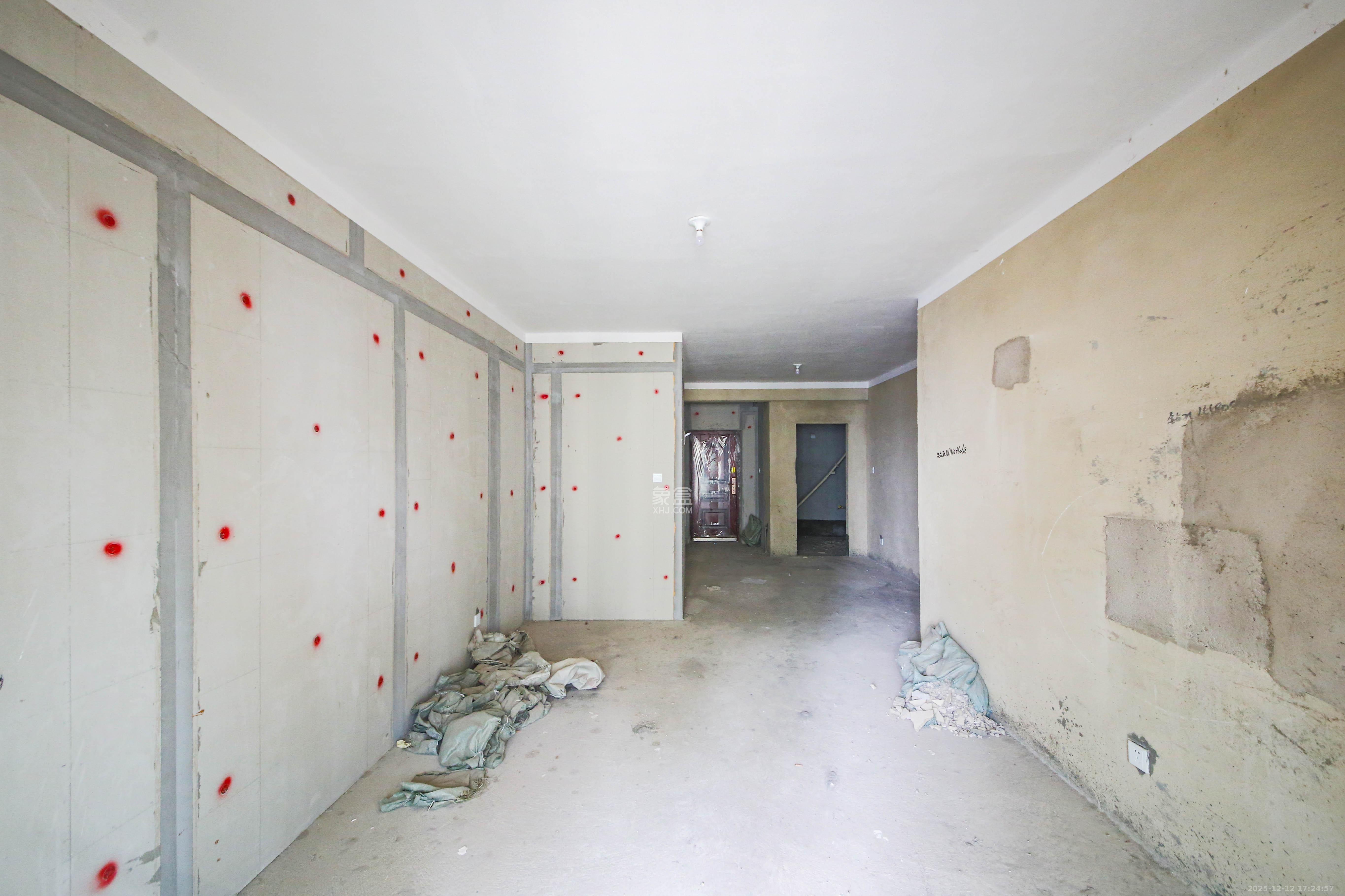 克拉美丽山庄（晟领国际）二期  3室2厅1卫    85.0万