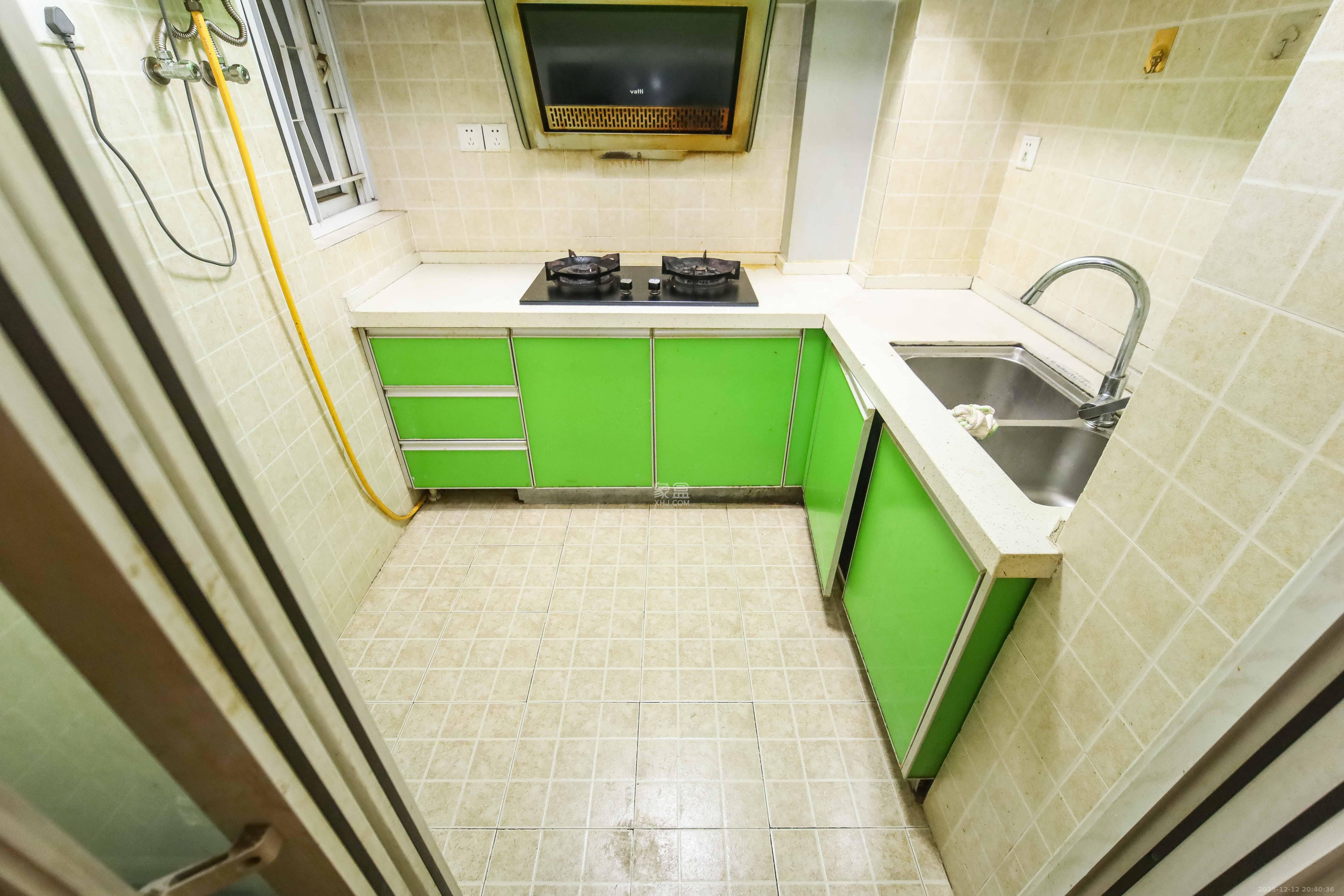 泊爱蓝湾 2室2厅1卫 68.0万 泊爱蓝湾 2室2厅1卫 68.0万厨房