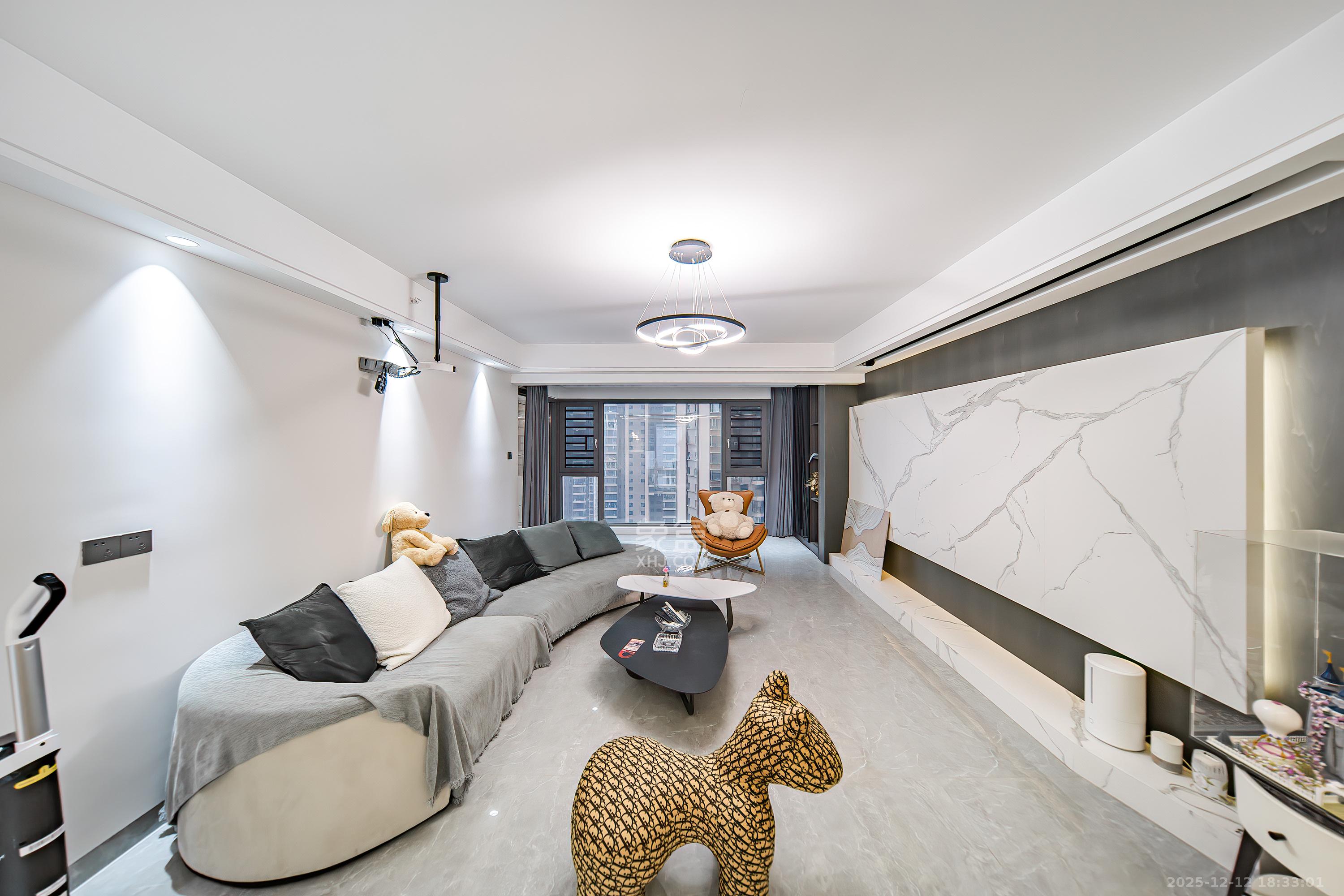 北辰三角洲C3区  3室2厅2卫    208.0万