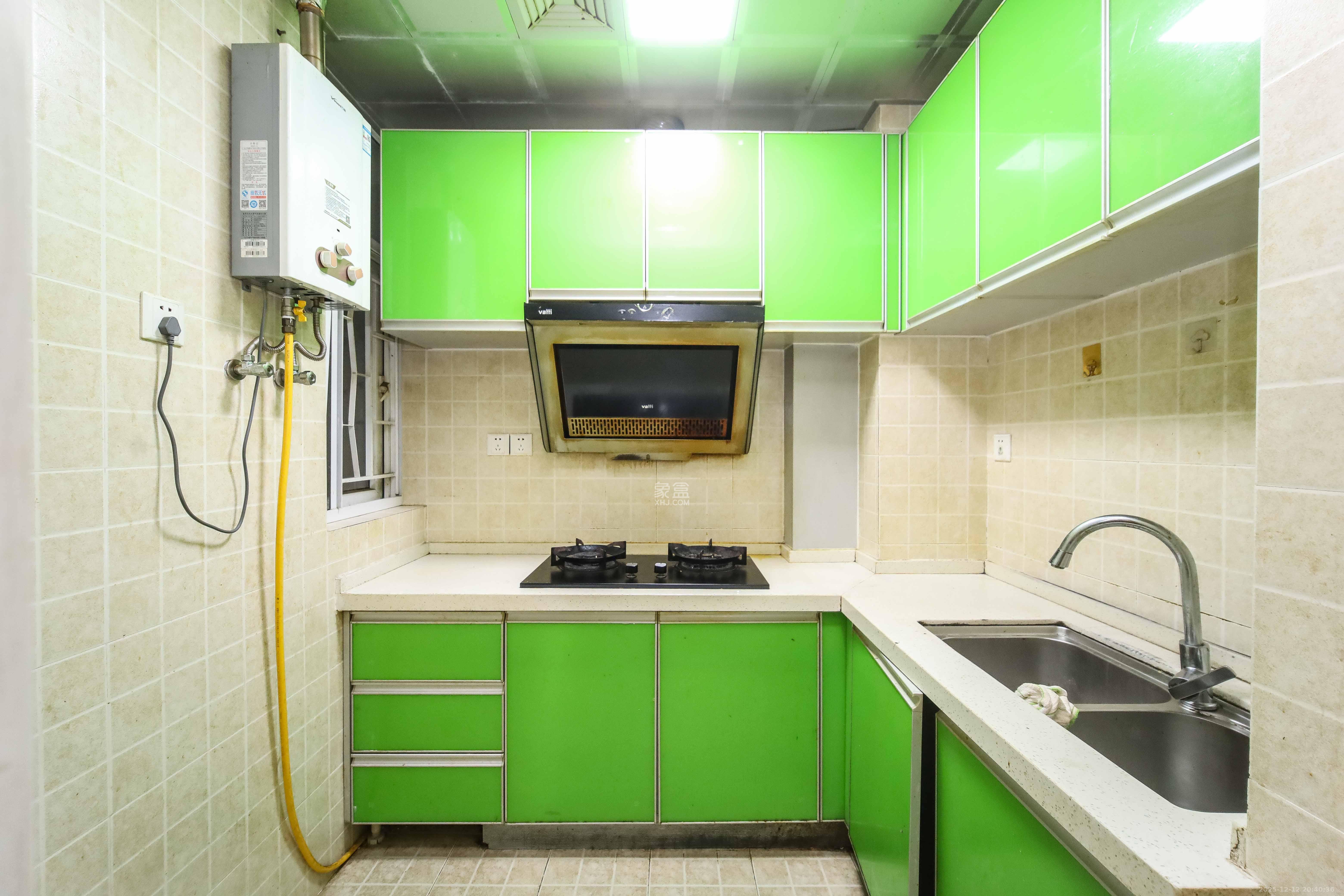 泊爱蓝湾 2室2厅1卫 68.0万 泊爱蓝湾 2室2厅1卫 68.0万厨房