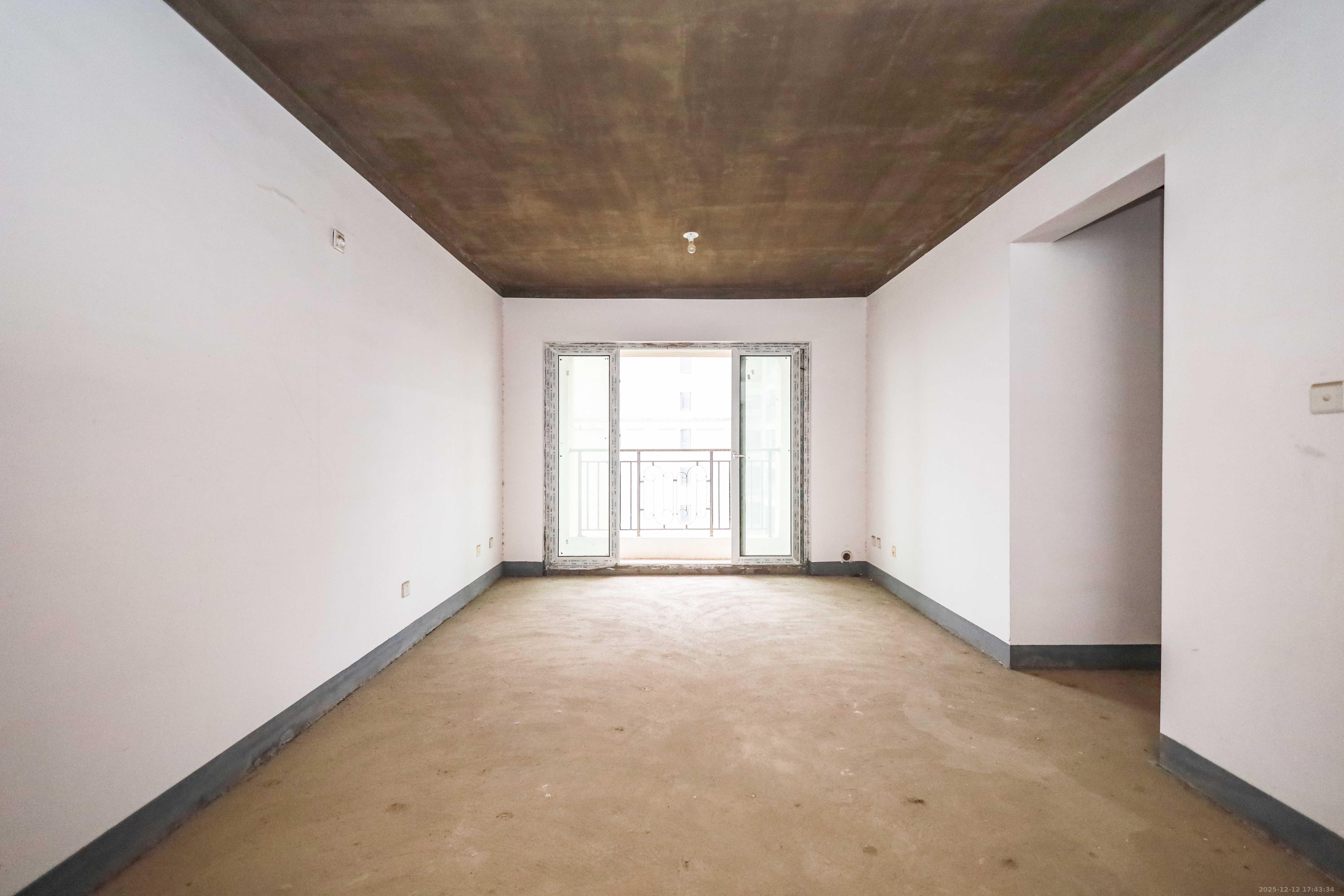 金科世界城  3室2厅1卫    63.0万